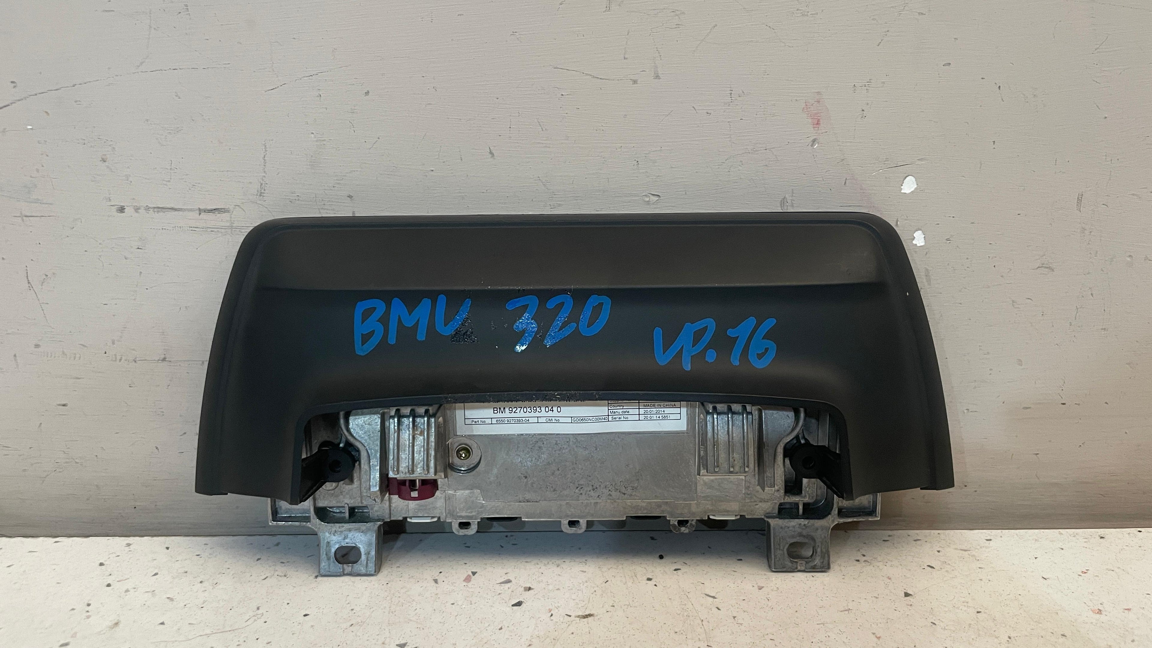 9270393040  BMW NAVIGATION DISPLAY SCREEN