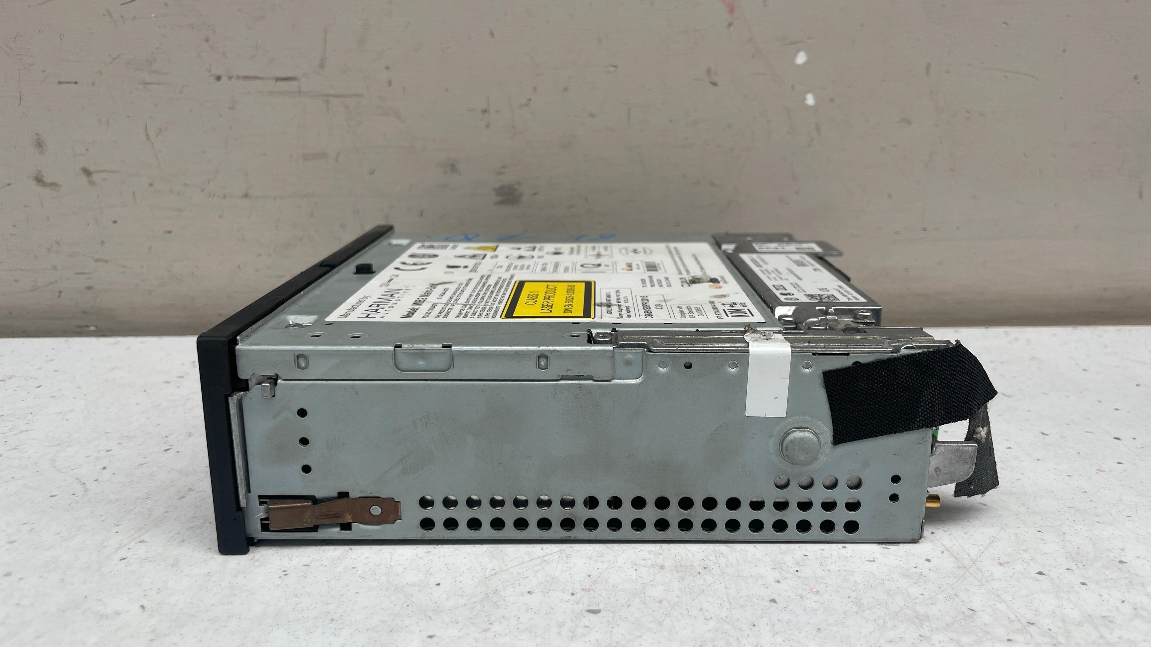 4M1035035A  AUDI  HARMAN KARDON MULTI MEDIA
