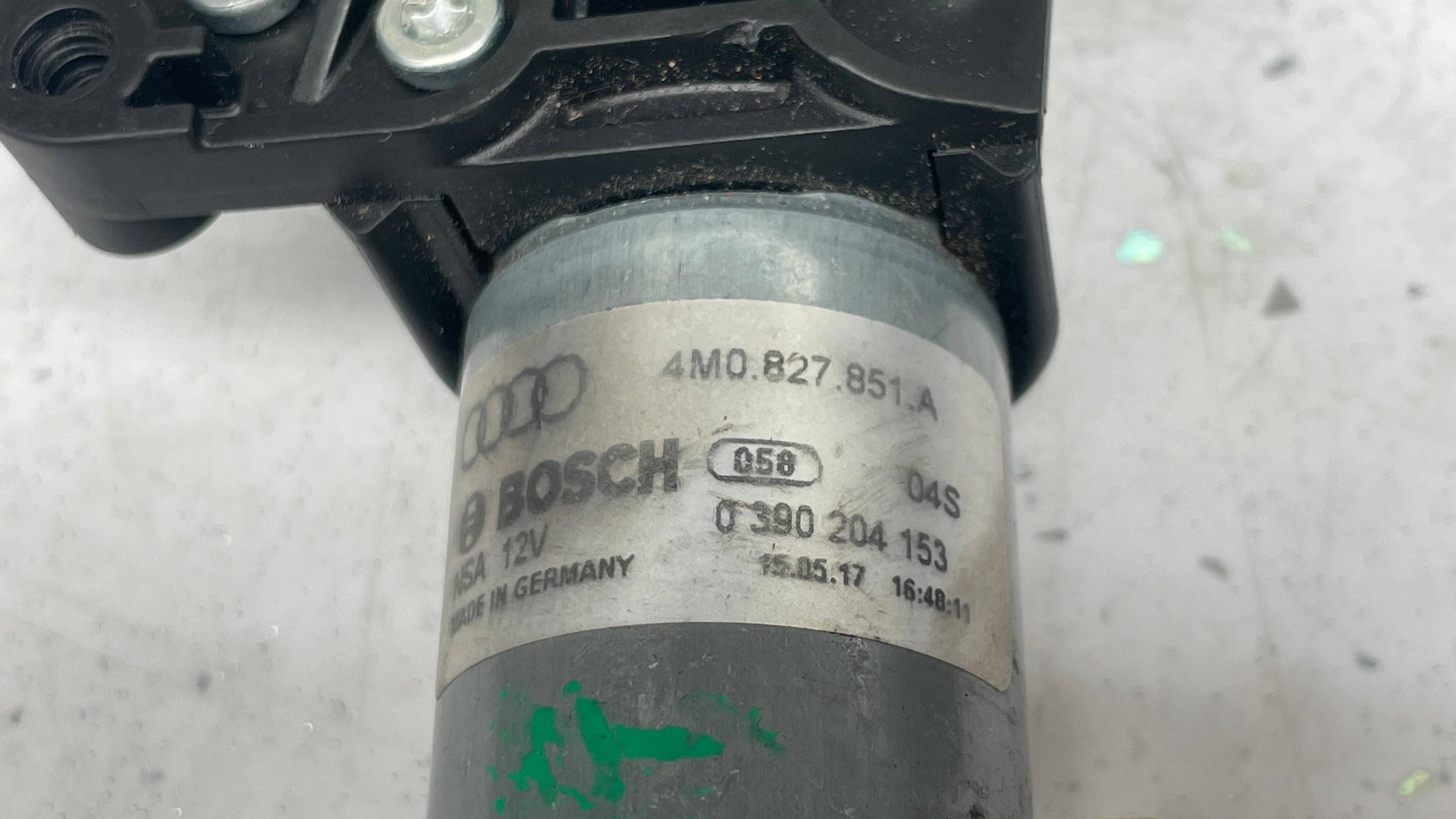 4M0827851A   AUDI CLOSING AID TAILGATE BOOT  LID