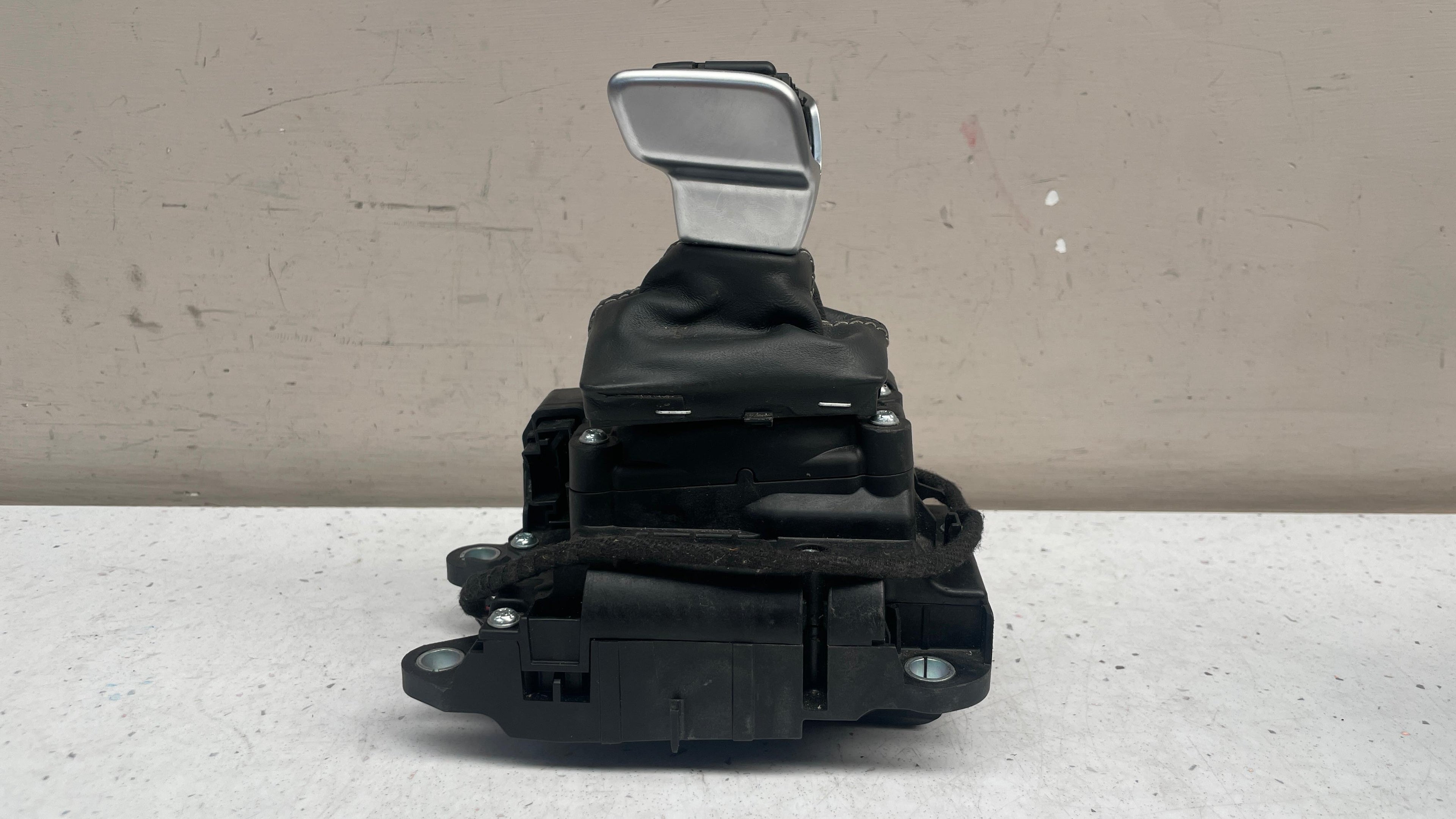 4M2713041E  AUDI GEAR SELECTOR STICK SWITCH SHIFTER