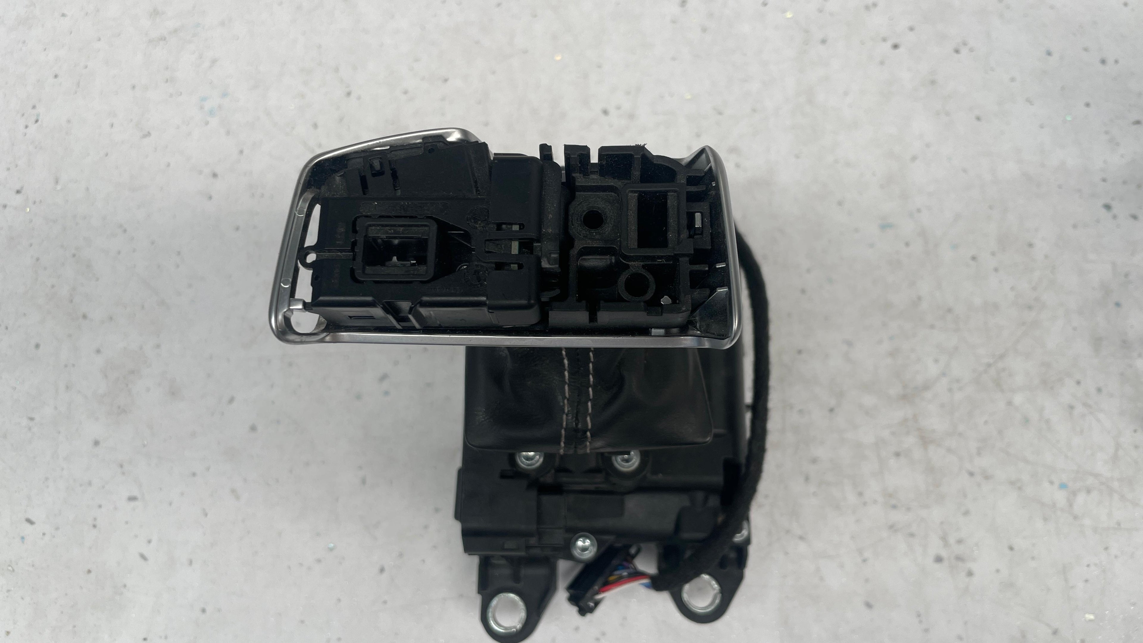 4M2713041E  AUDI GEAR SELECTOR STICK SWITCH SHIFTER