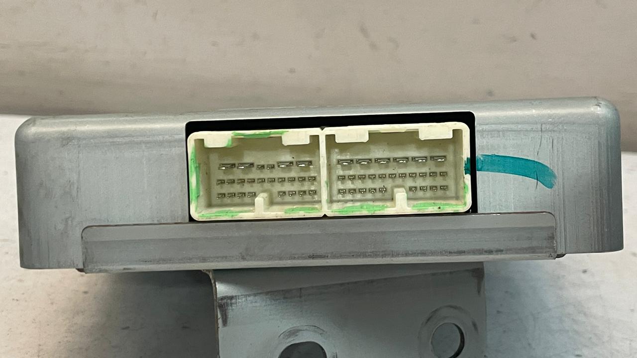 336880-15330 MITSUBISHI L200 TRANSFER CASE ECU CONTROL