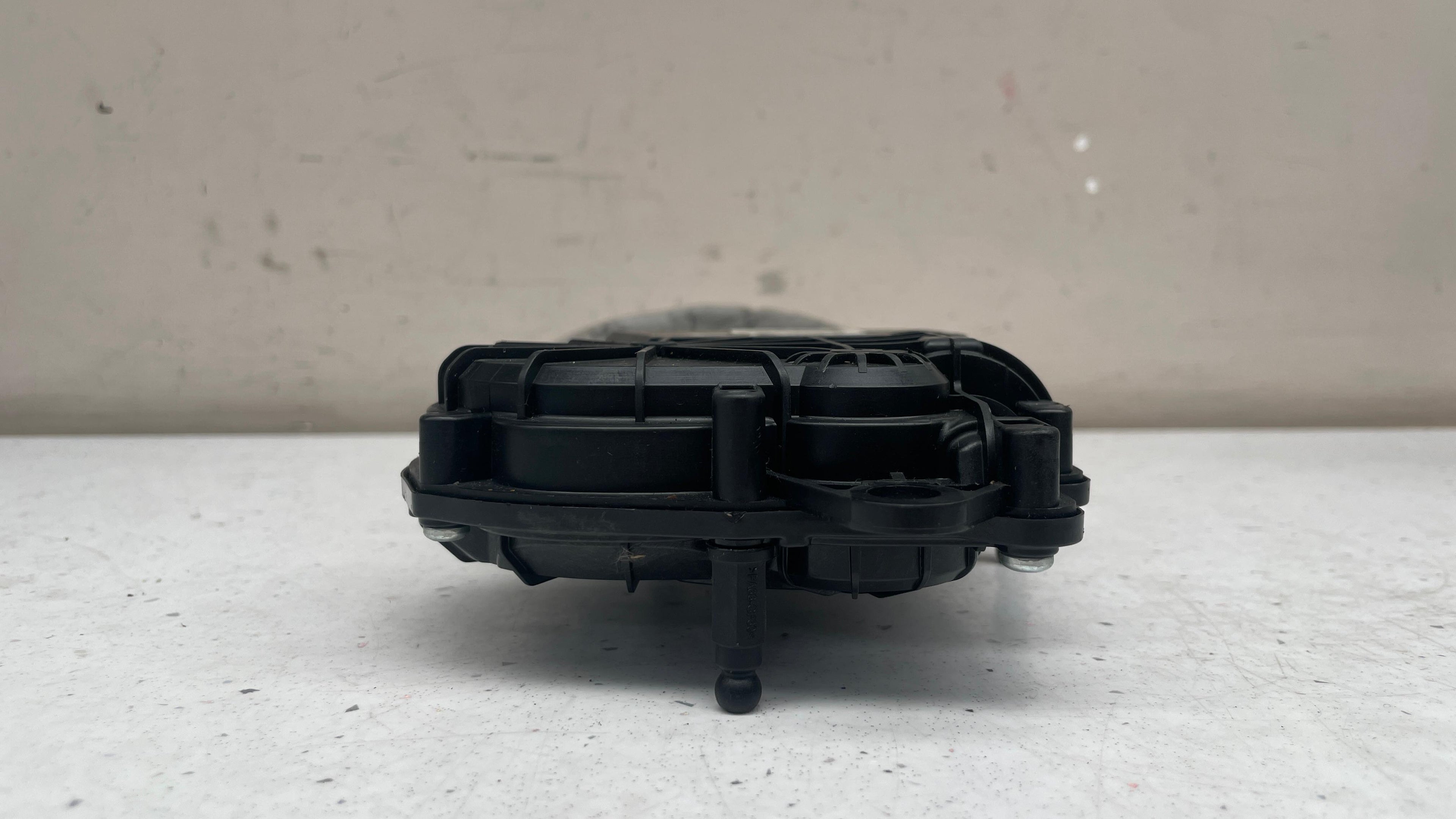 CPLA404C10BB  LAND ROVER  TRUNK LIFT MOTOR