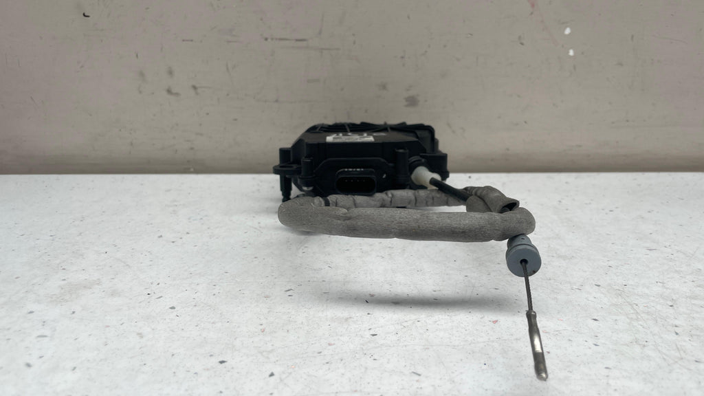 CPLA404C10BB  LAND ROVER  TRUNK LIFT MOTOR
