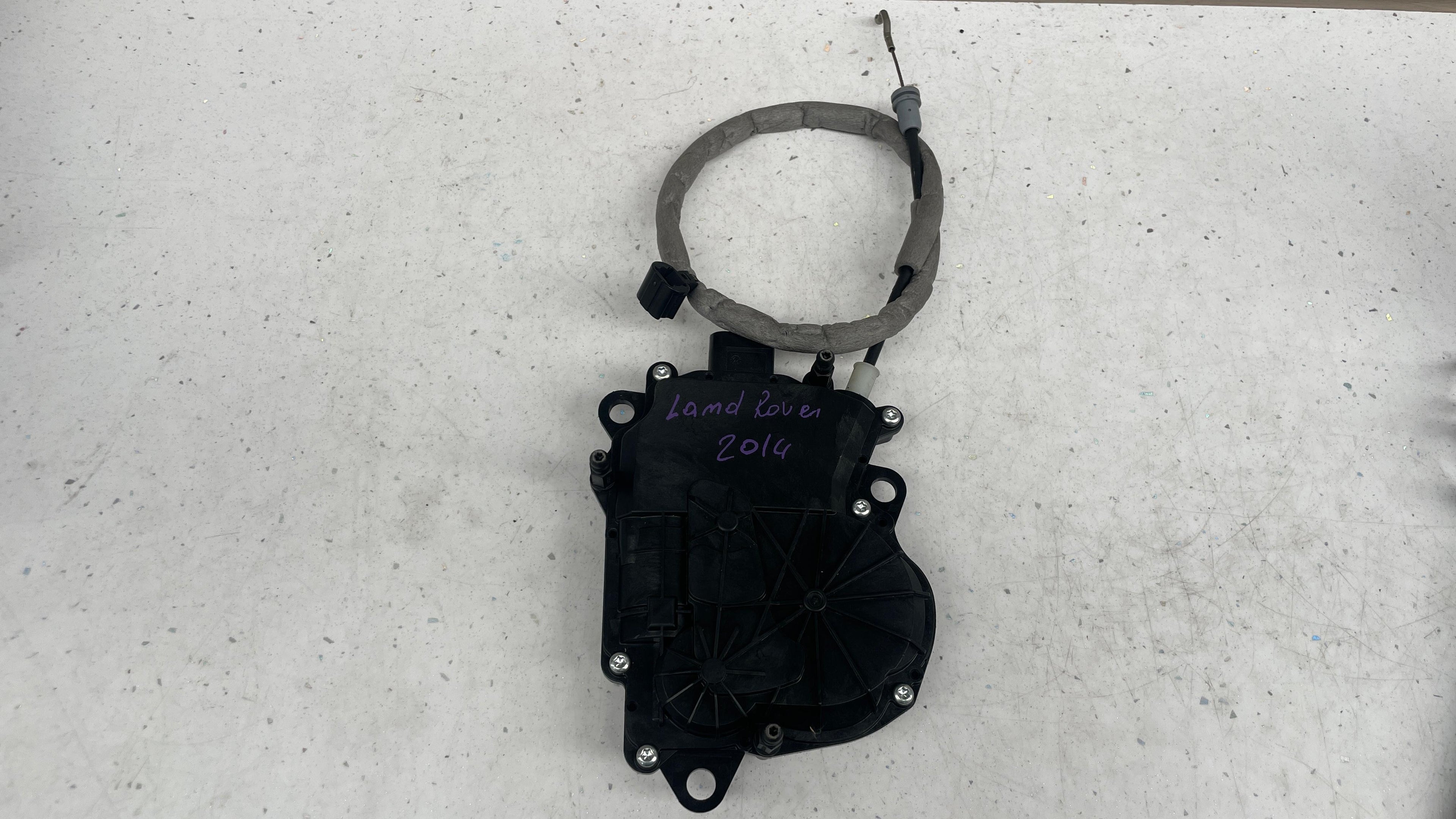 CPLA404C10BB  LAND ROVER  TRUNK LIFT MOTOR