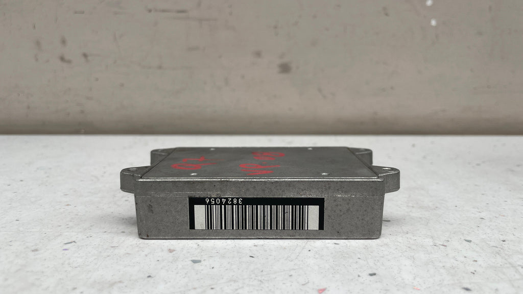 8E0035456D  AUDI AMPLIFIER MOBILE PHONE ANTENNA BOOSTER