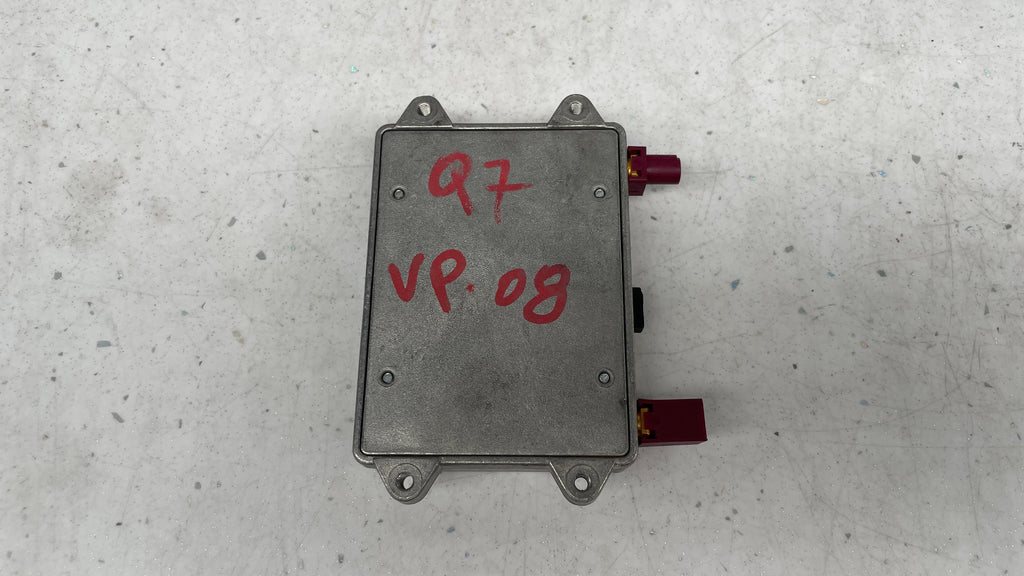 8E0035456D  AUDI AMPLIFIER MOBILE PHONE ANTENNA BOOSTER