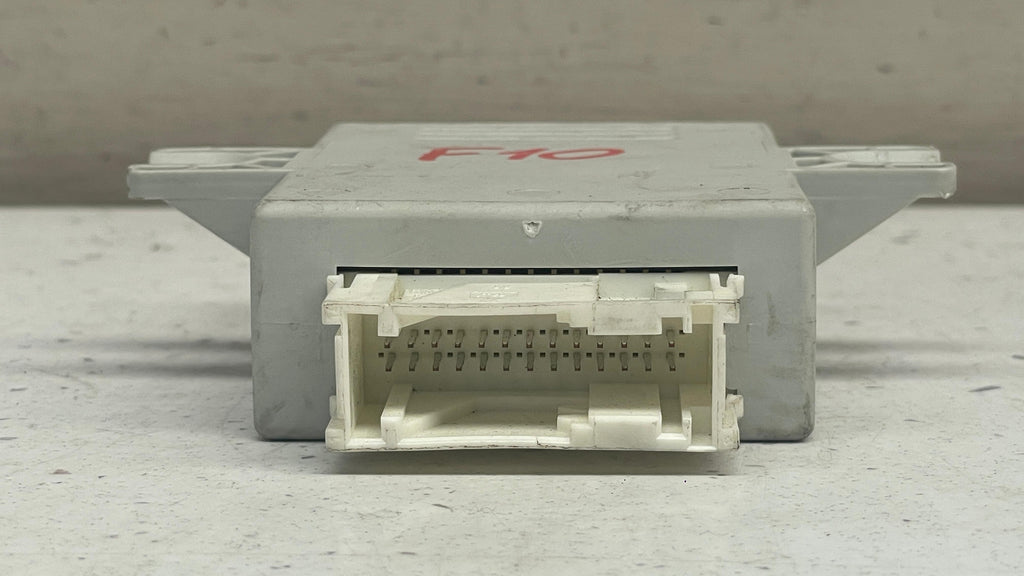 3714679967701  BMW  F10 AIR SUSPENSION CONTROL