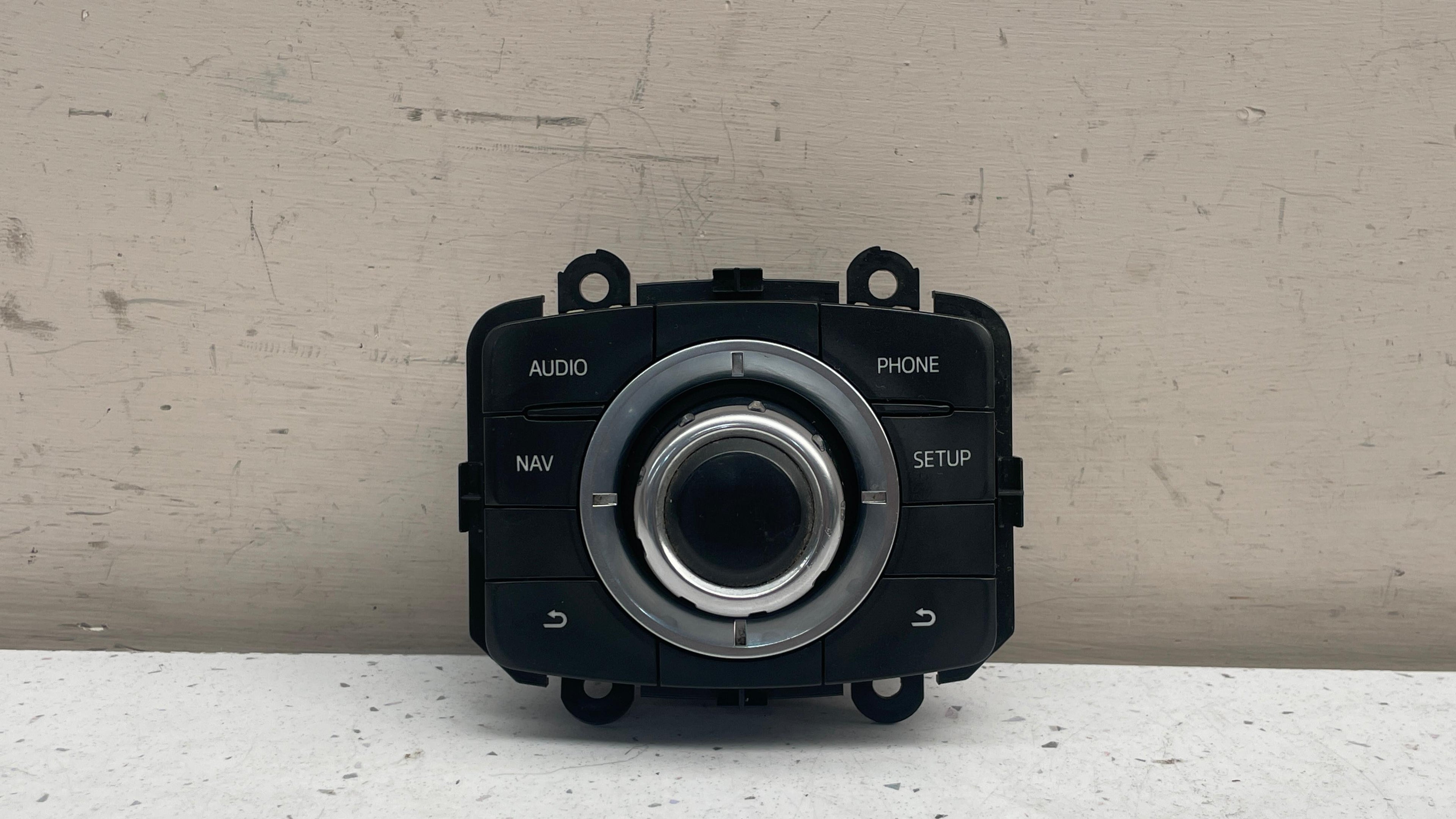 GKL166CM0B  MAZDA MULTIMEDIA CONTROL