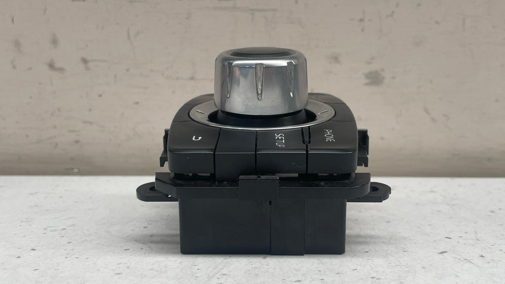 GKL166CM0B  MAZDA MULTIMEDIA CONTROL