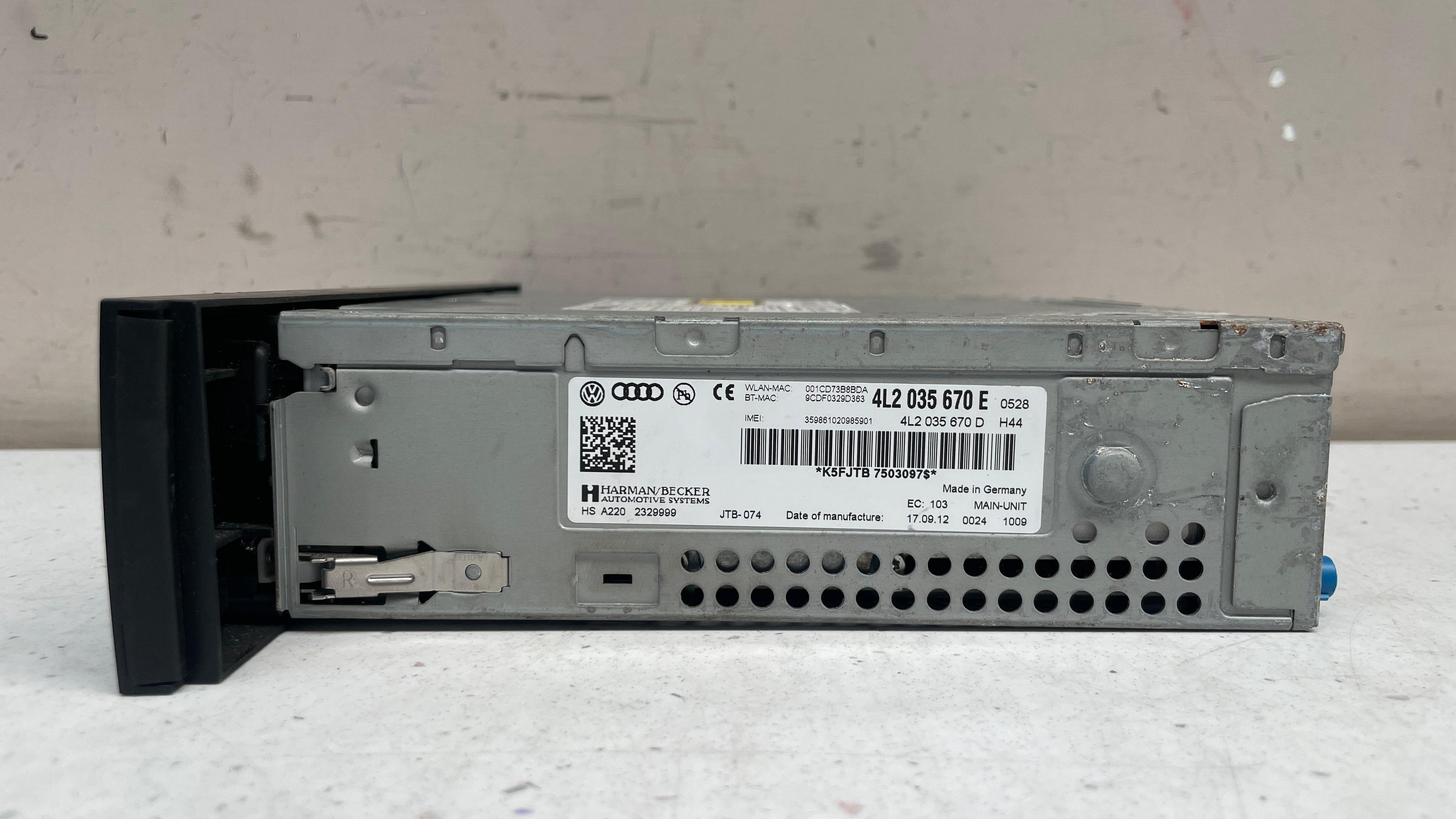 4L2035670E  AUDI CD PLAYER MMI MULTIMEDIA