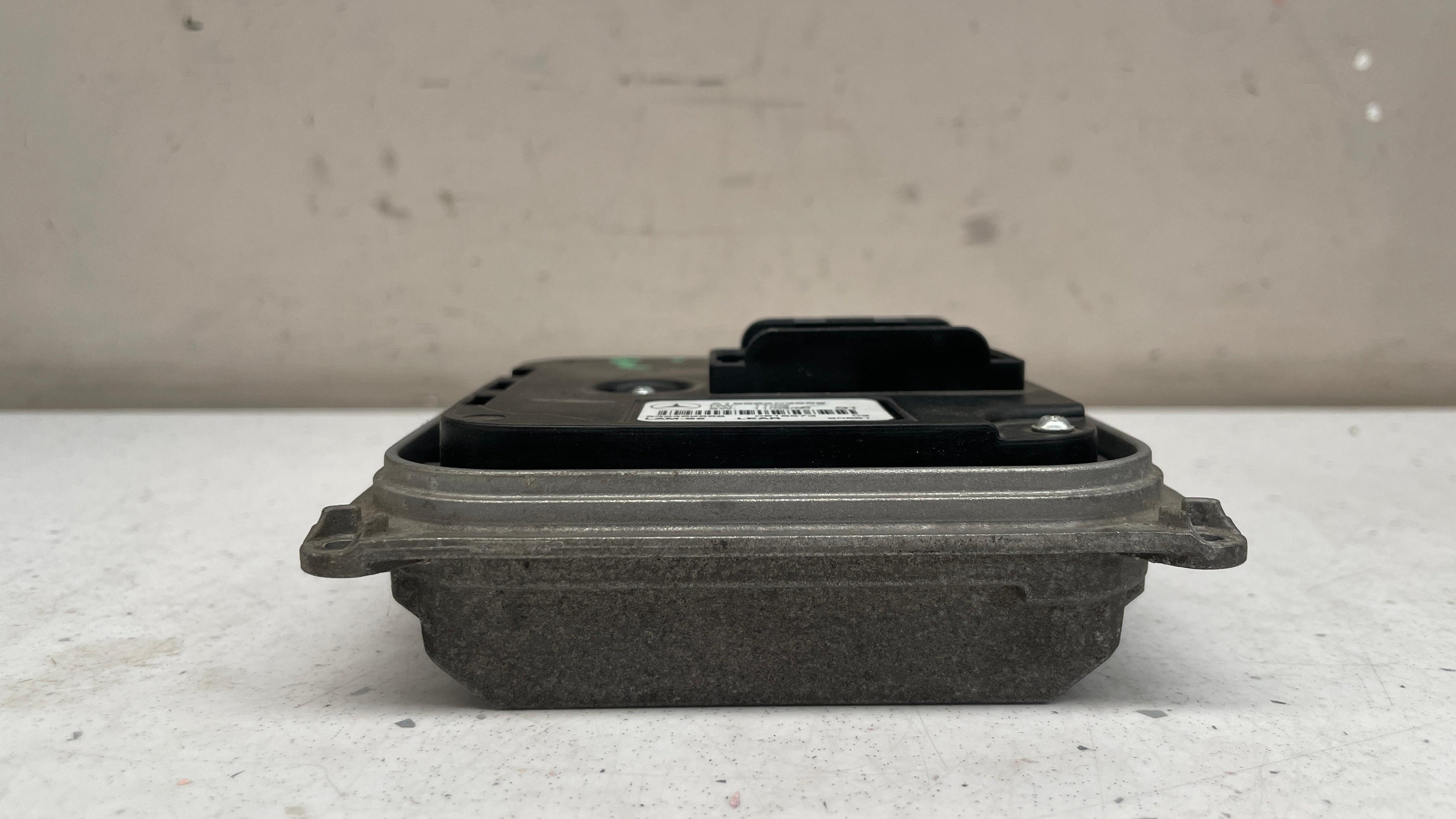 A1668203689   MERCEDES LED HEADLIGHT MODULE