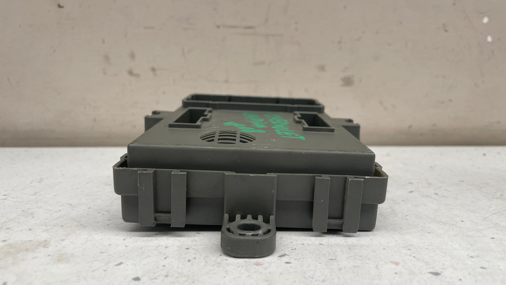 PA66-TD30  CHERVOLET  RELAY FUSE CASE