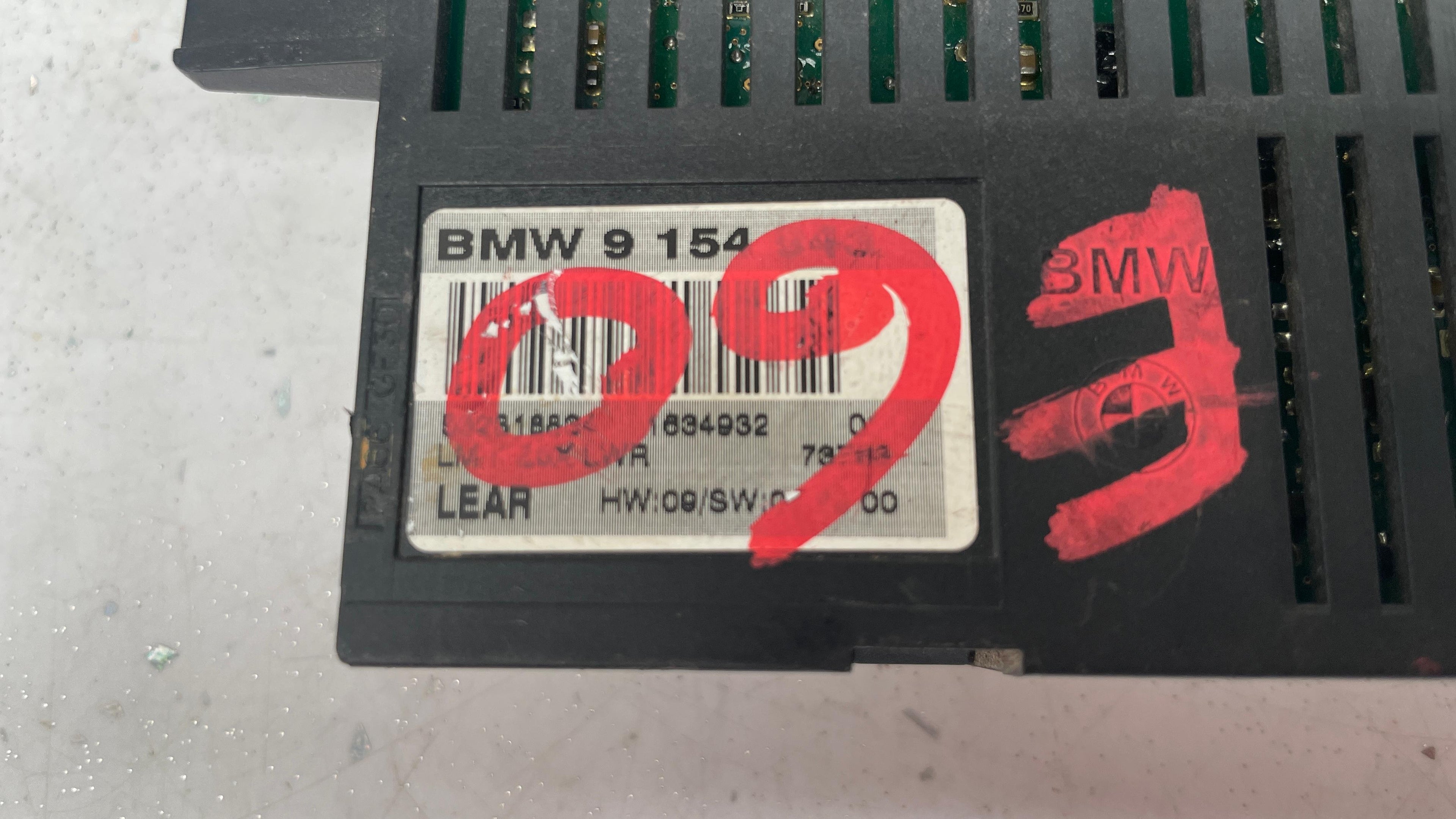 9154943  BMW  LIGHT CONTROL MODULE XENON