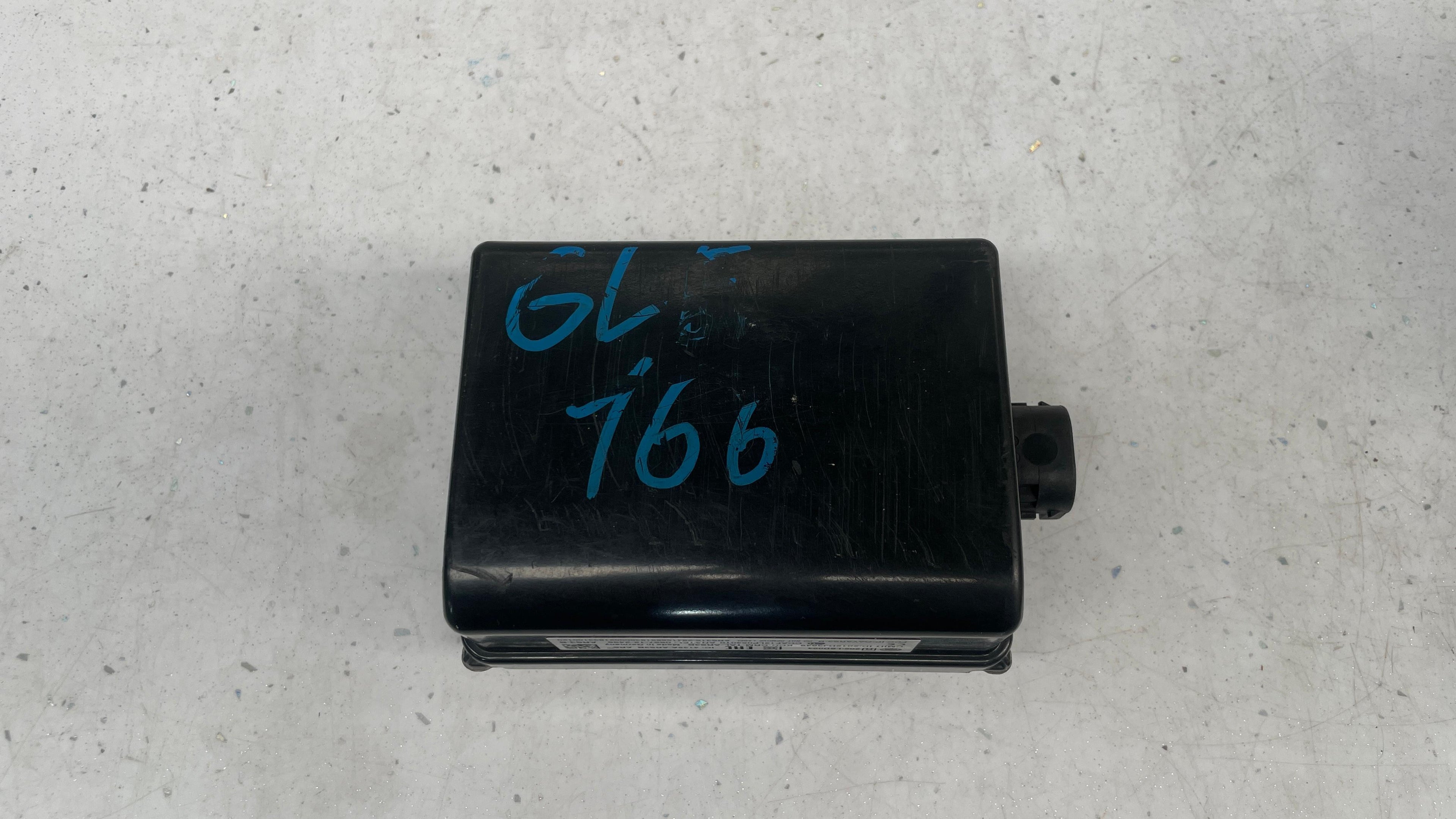 A0009007807  MERCEDES RADAR SENSOR DISTRONIC DISTANCE