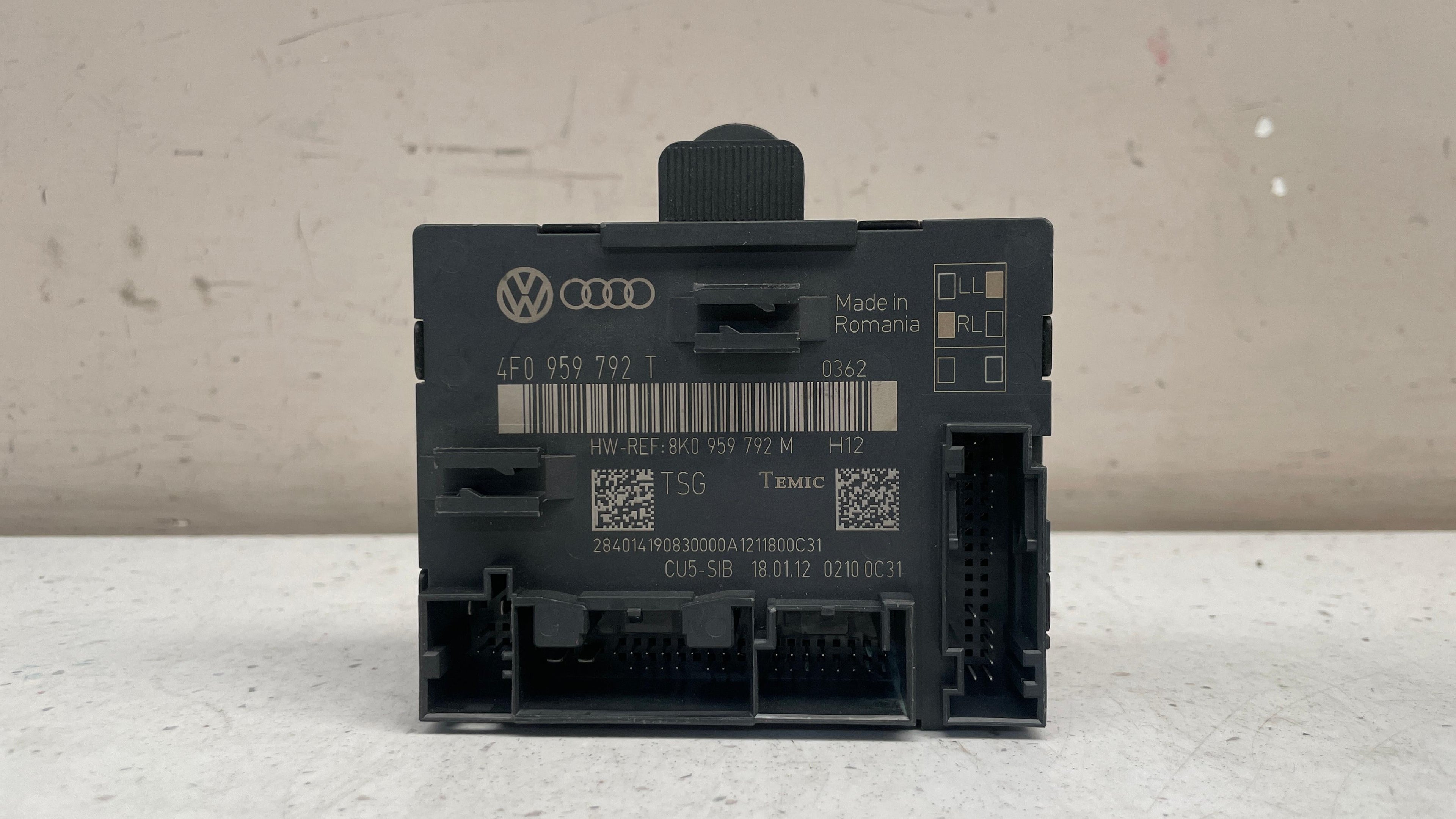 4F0959792T  AUDI  FRONT PASSENGER SIDE DOOR CONTROL