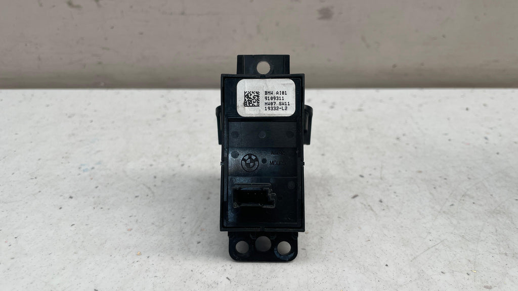 9109311  BMW PARKING BRAKE / AUTO-HOLD SWITCH