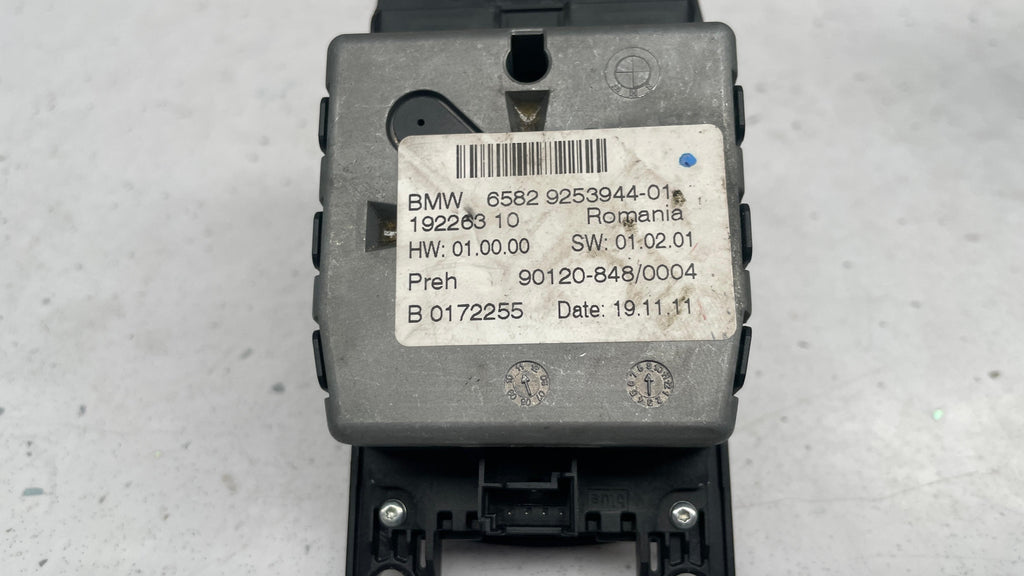 65829253944-01  BMW MEDIA NAVIGATION CONTROLLER