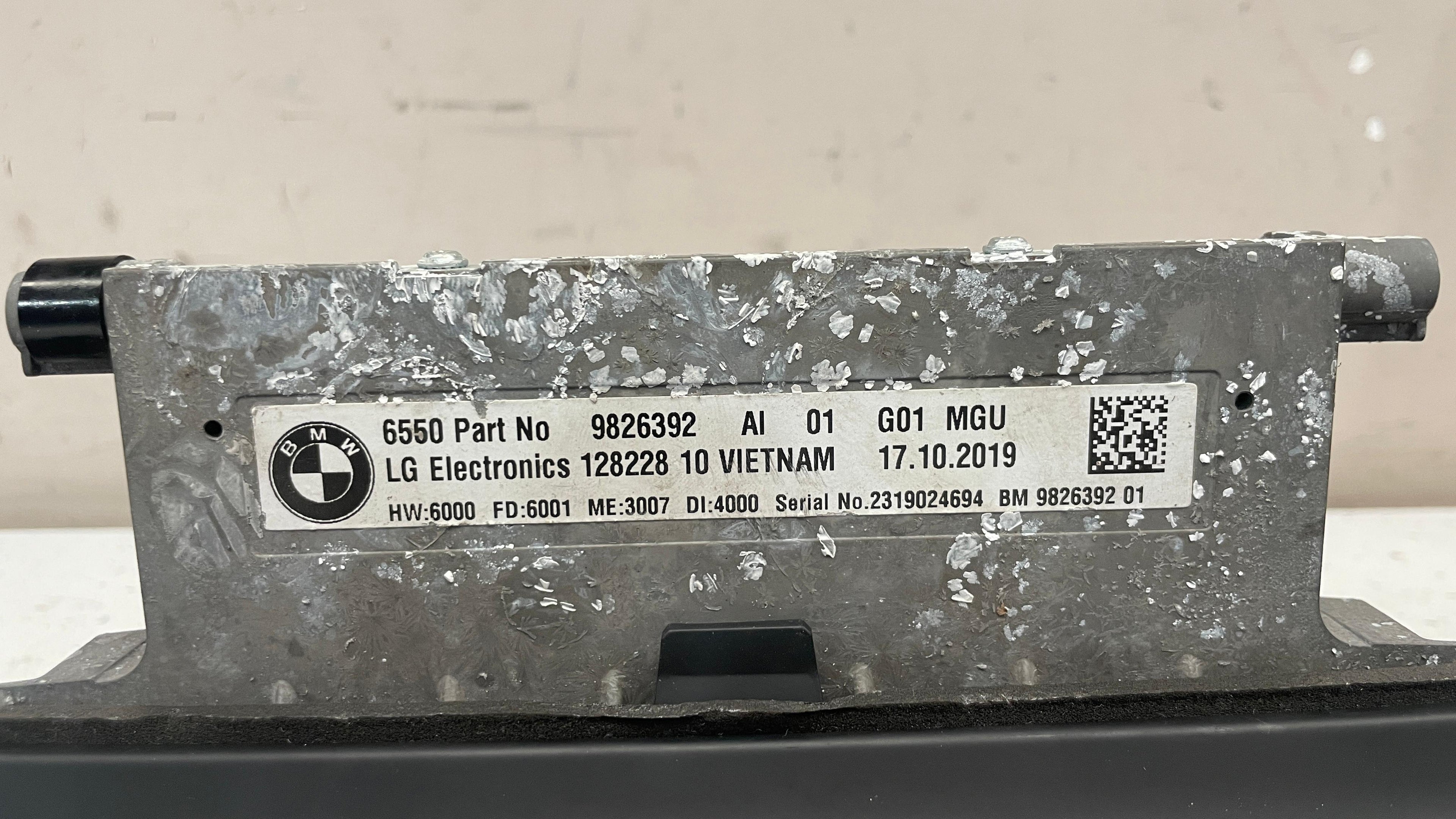 9826392  BMW DISPLAY LCD WITH TOUCH SCREEN