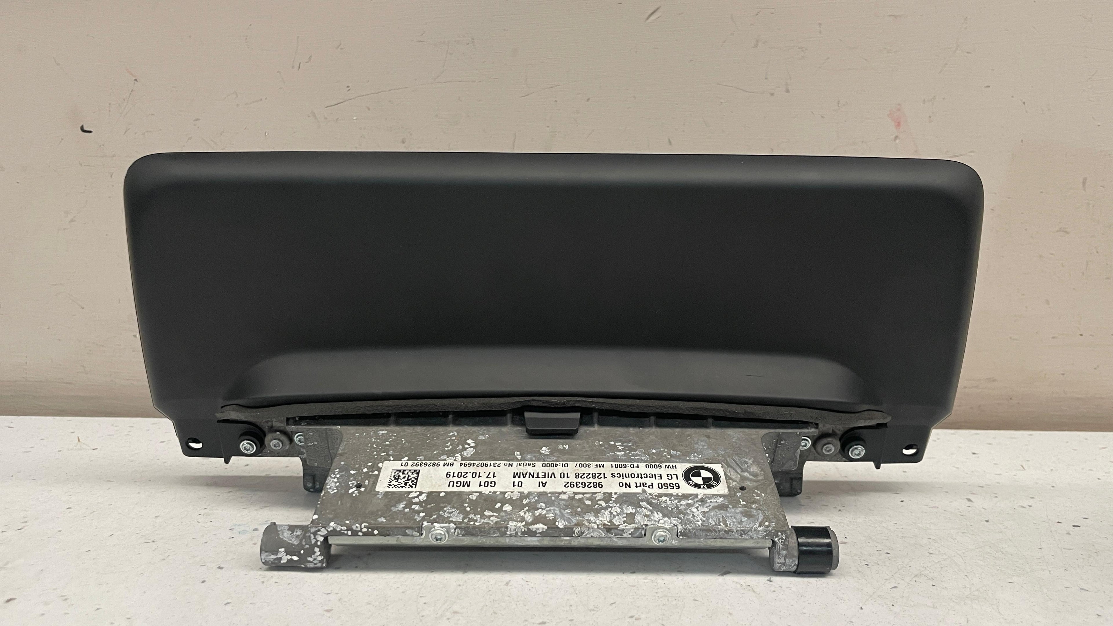 9826392  BMW DISPLAY LCD WITH TOUCH SCREEN