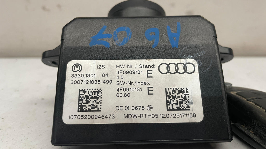 4F0909131E   AUDI IGNITION BARREL LOCK WITH KEY