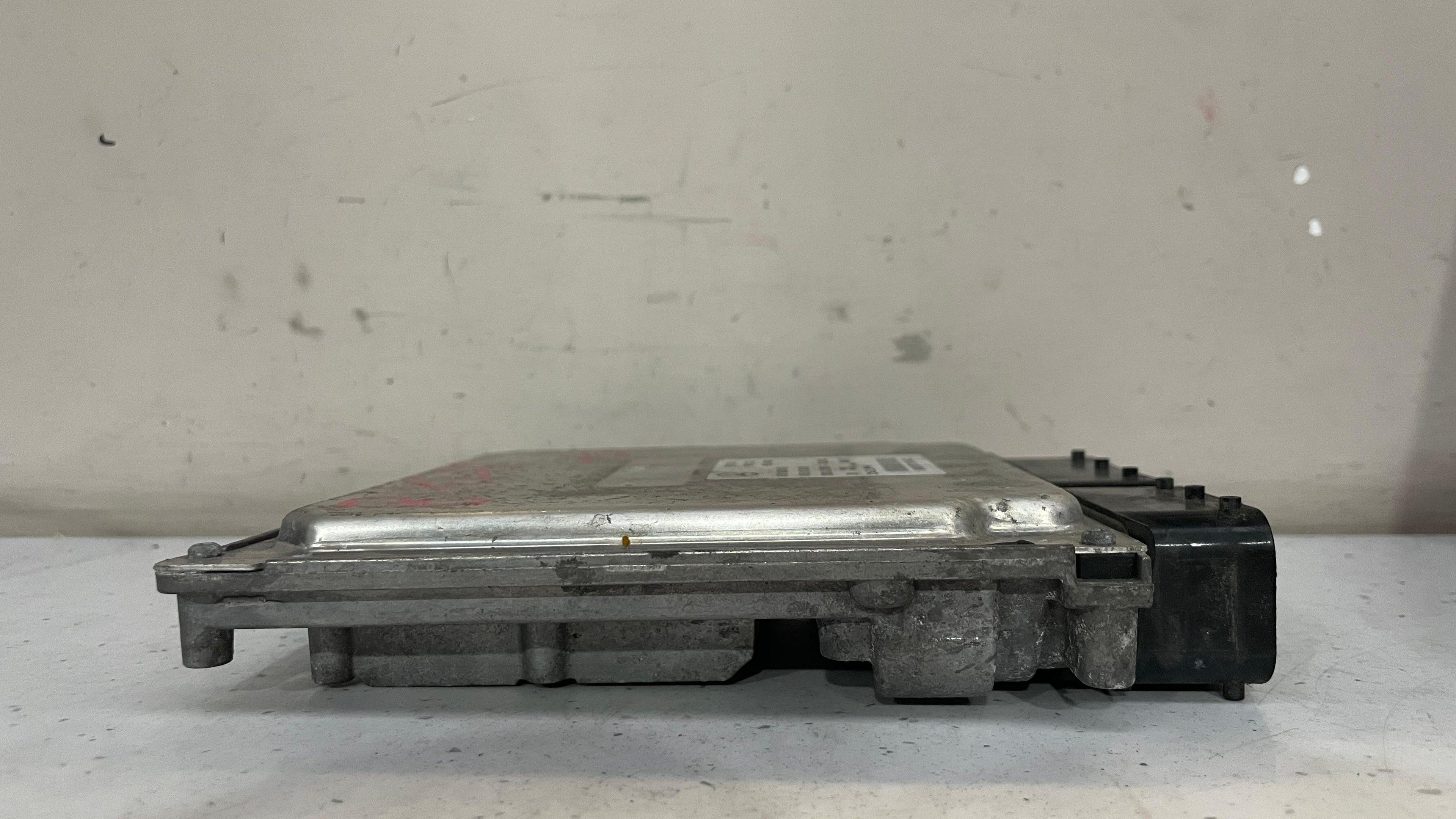 A6519009402 MERCEDES W246 ENGINE CONTROL UNIT ECU