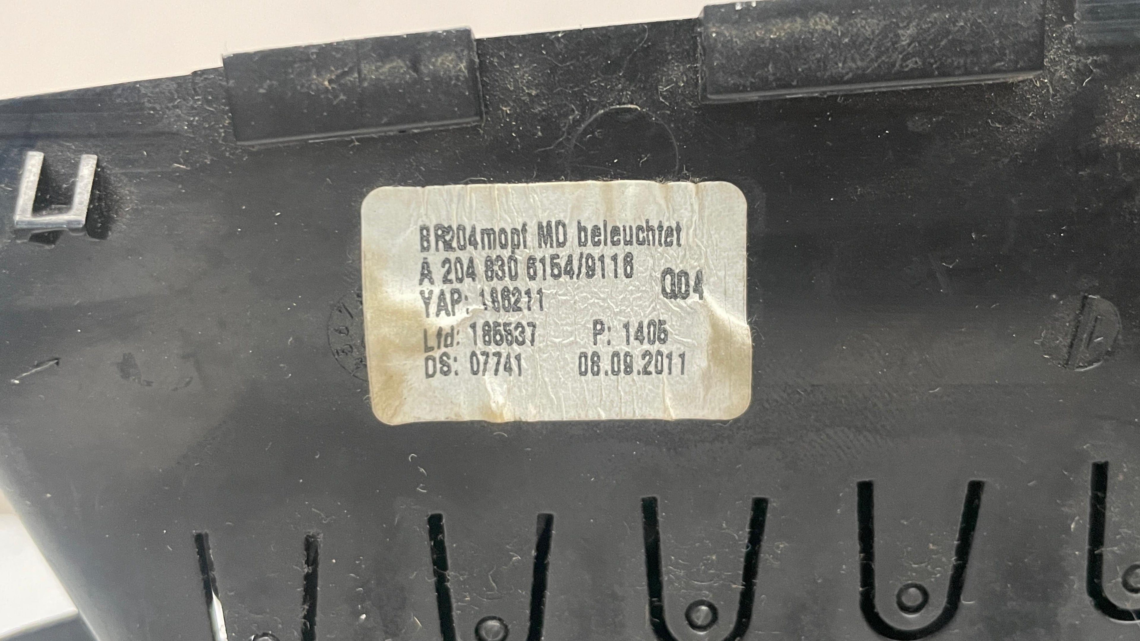 A2048306154 MERCEDES DASHBOARD CENTRAL AIR VENTER