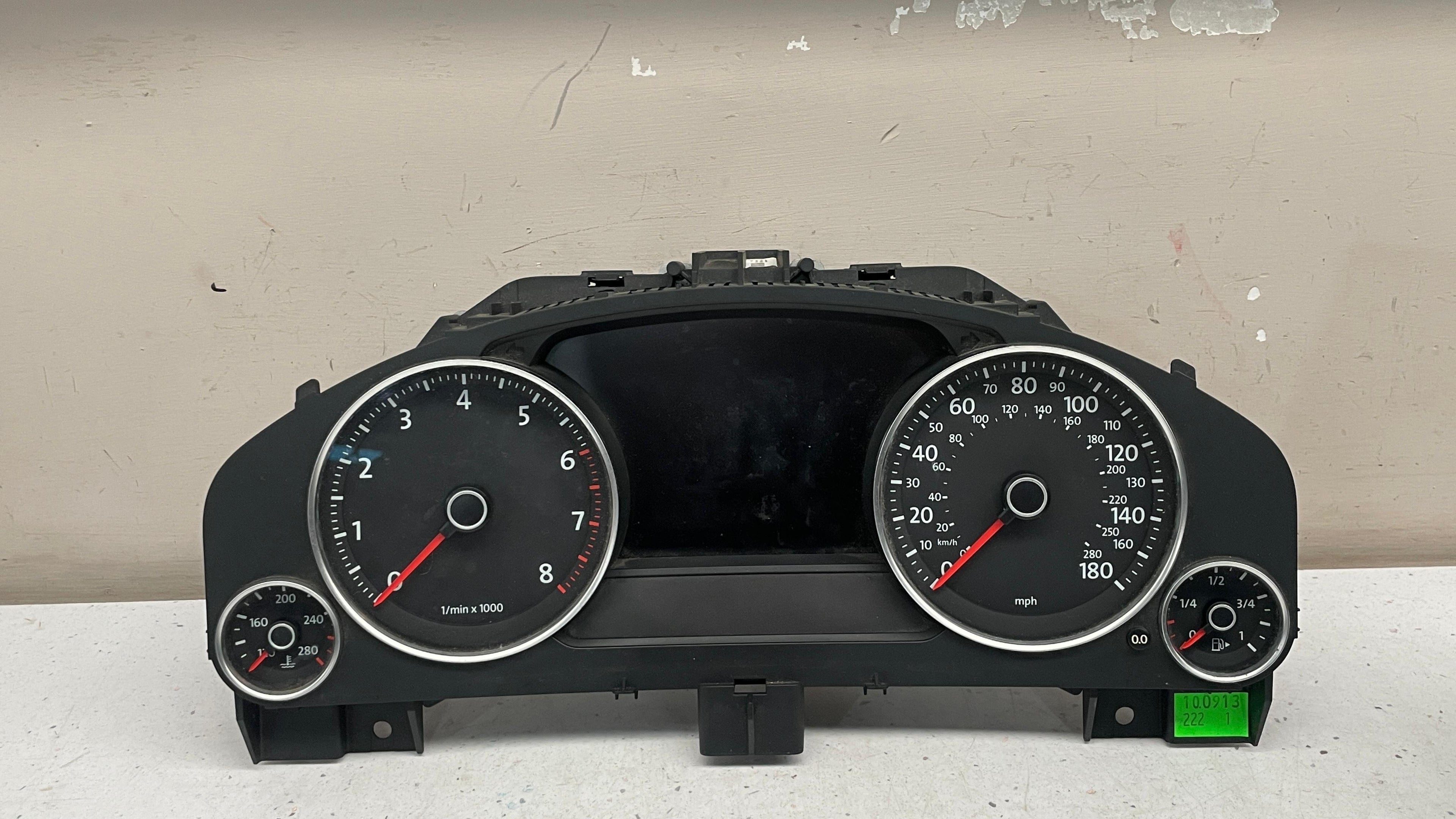 7P6920980M VOLKSWAGEN  TOUAREG  SPEEDOMETER INSTRUMRNT CLUSTER
