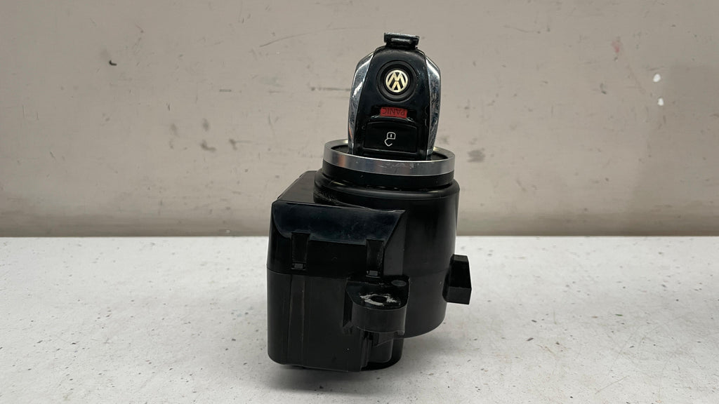 7P6905843A VOLKSWAGEN IGNITION SWITCH KEY