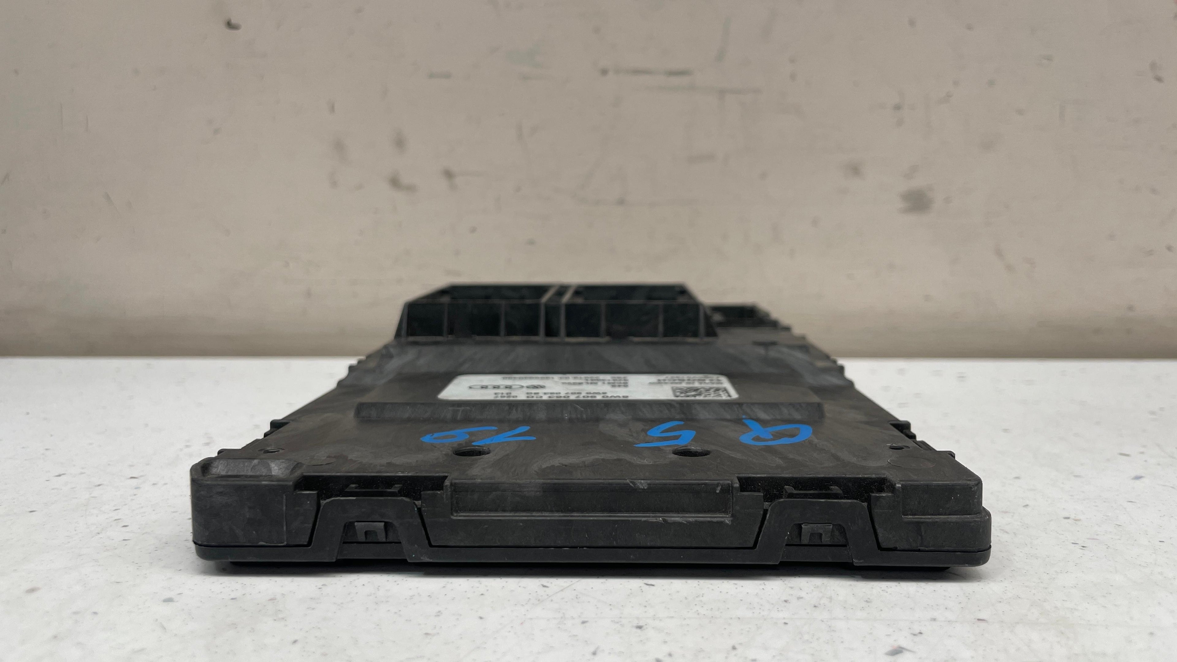 8W0907063CG AUDI Q5 ONBOARD SUPPLY CONTROL