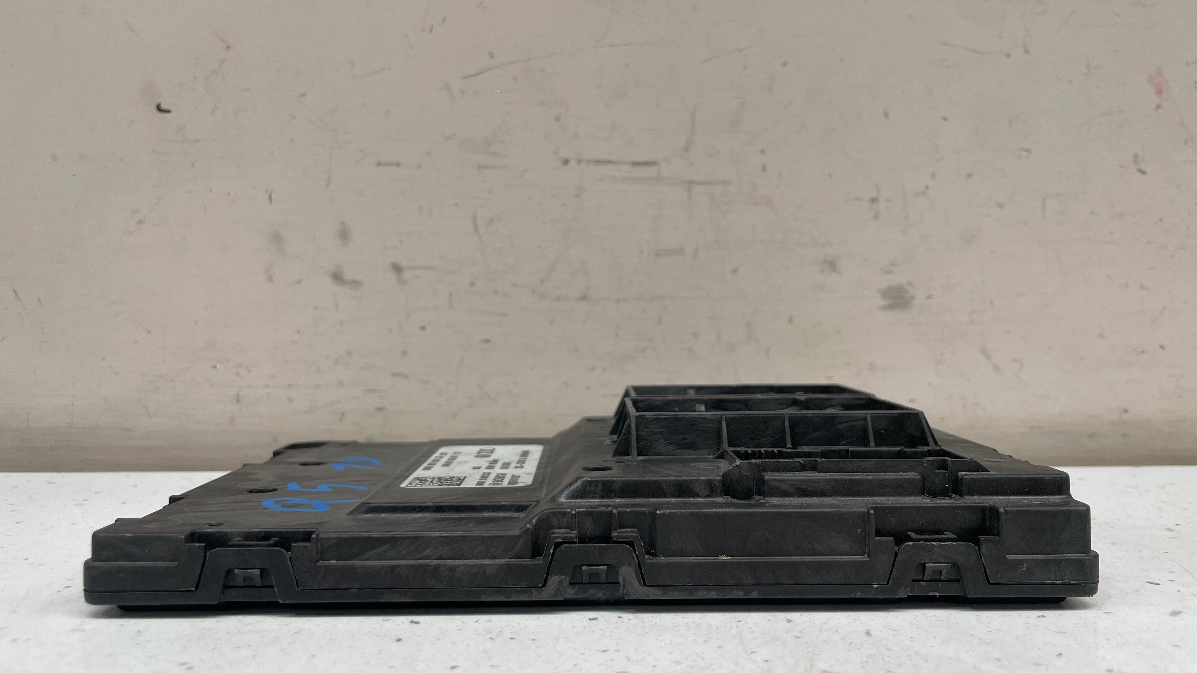 8W0907063CG AUDI Q5 ONBOARD SUPPLY CONTROL