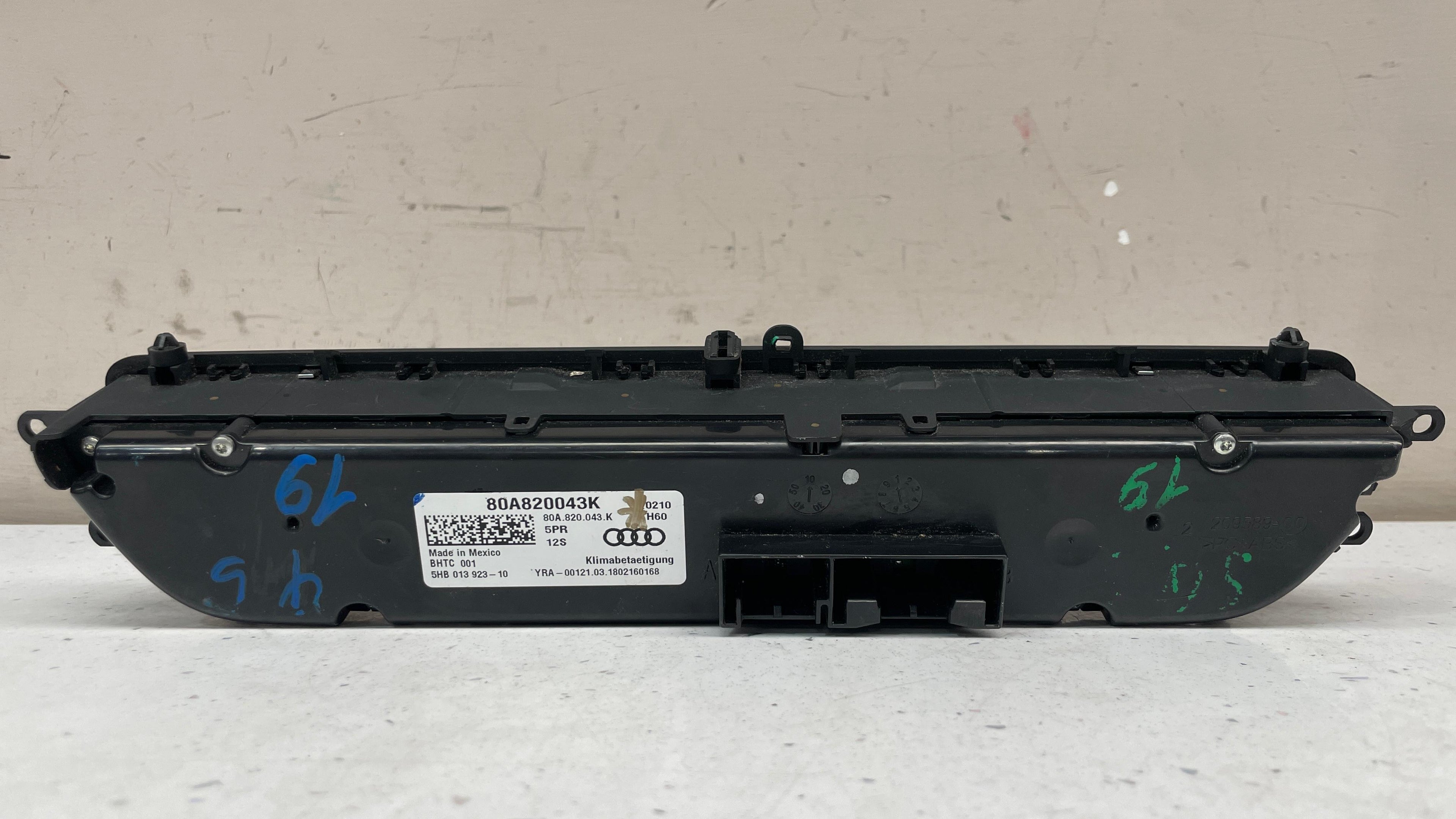 80A820043K AUDI CLIMATE CONTROL UNIT