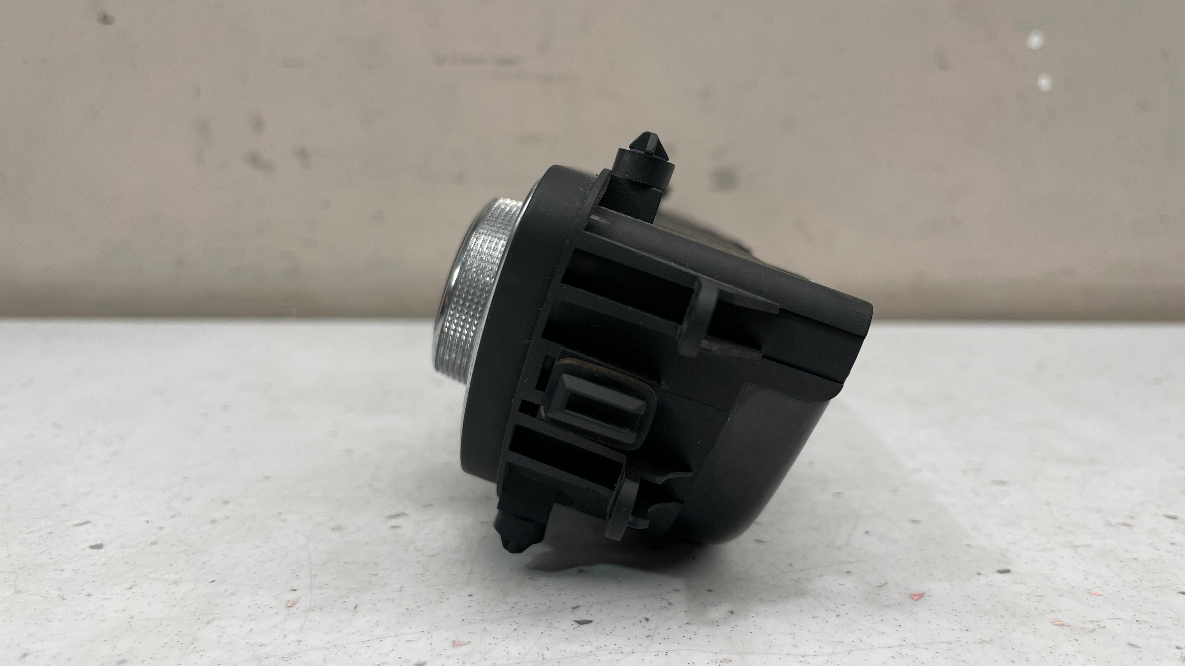 80A820043K AUDI CLIMATE CONTROL UNIT