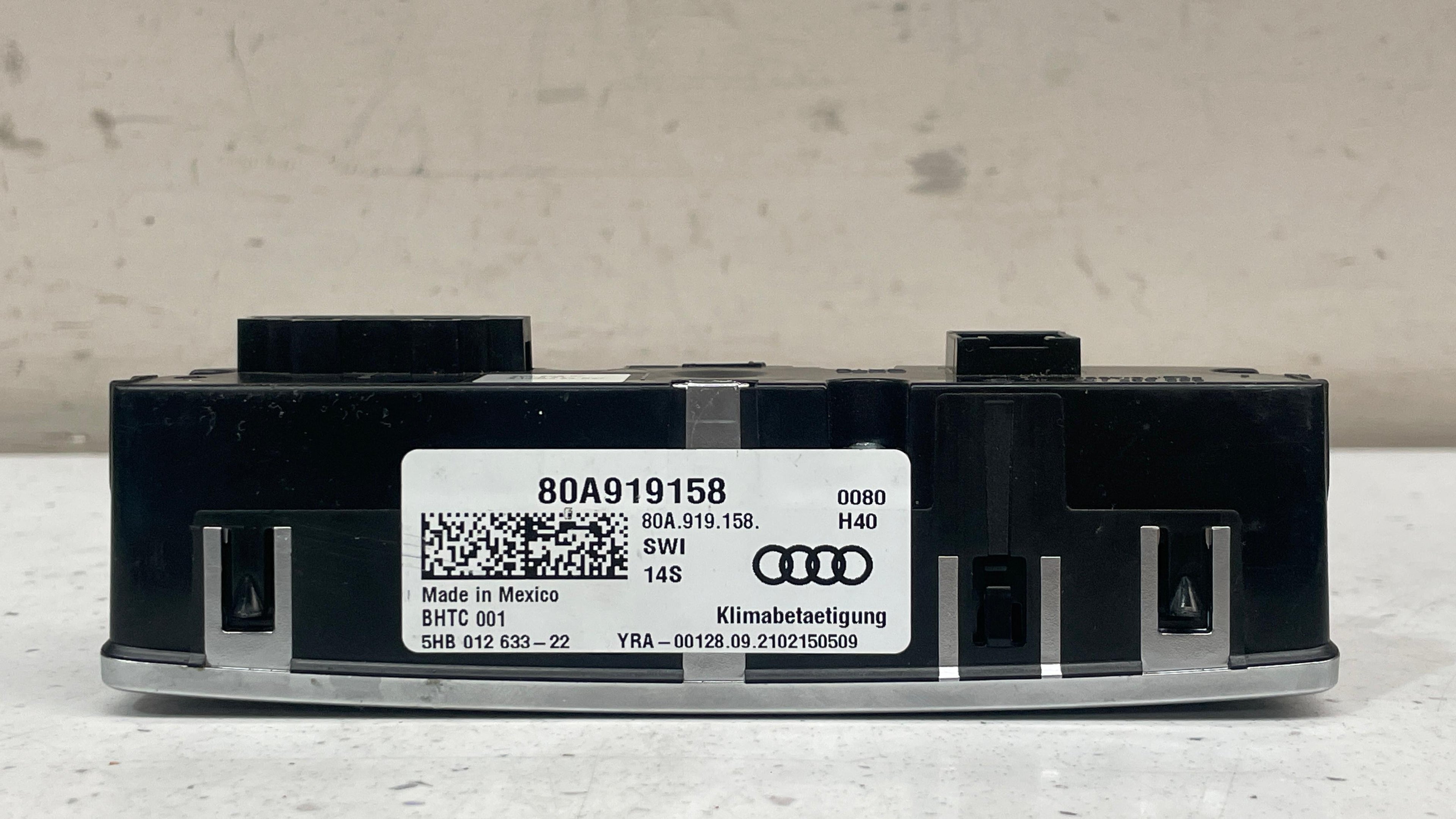 80A919158 AUDI REAR CLIMATE CONTROL