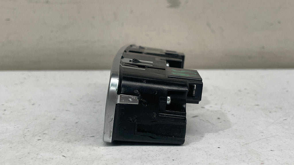80A919158 AUDI REAR CLIMATE CONTROL