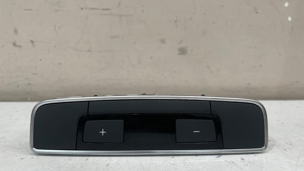 80A919158 AUDI REAR CLIMATE CONTROL