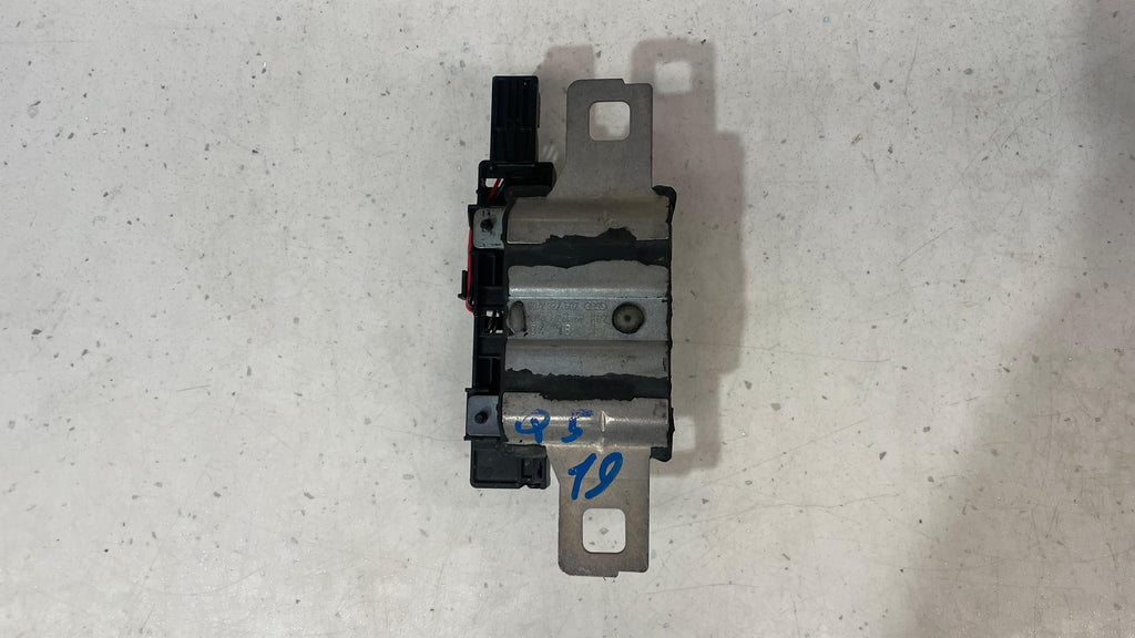 80A827507 AUDI LIFTGATE LOCK STRIKER PLATE