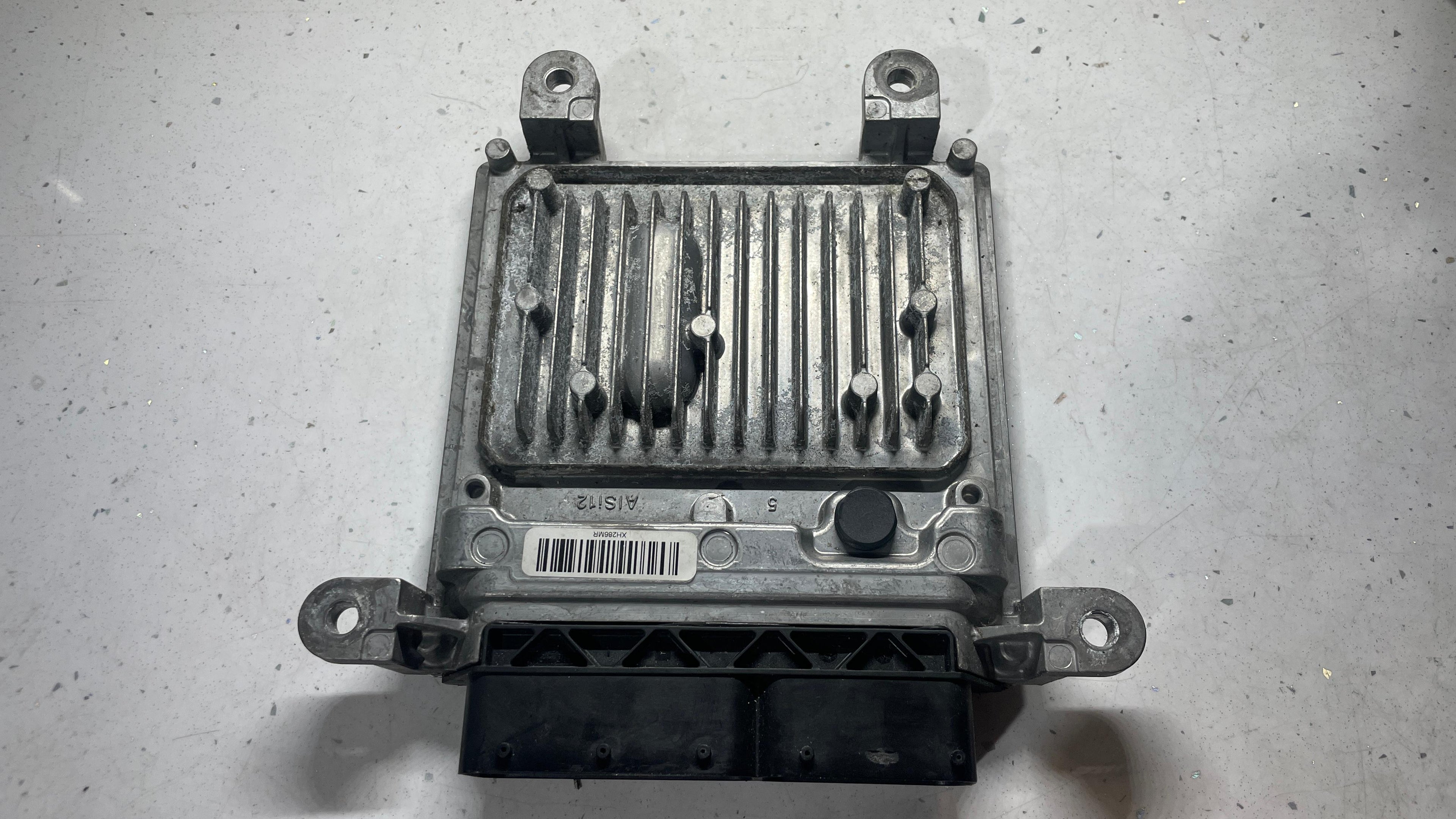 A6519005301 MERCEDES W204 ECU ENGINE CONTROL UNIT