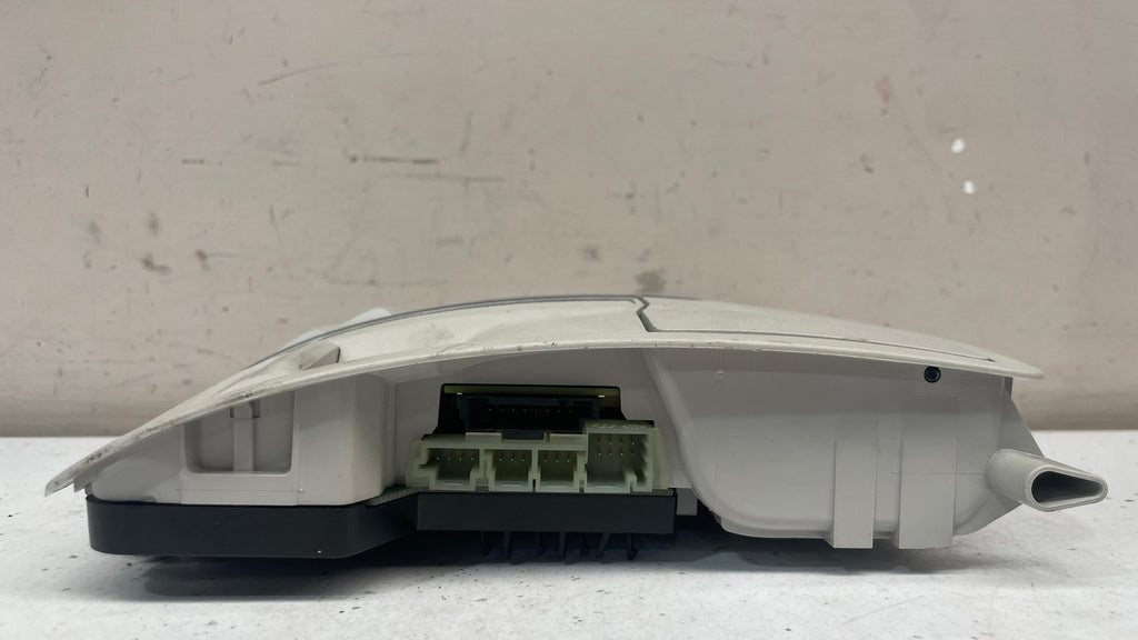 A1669004015 MERCEDES FUSE RELAY CONTROL