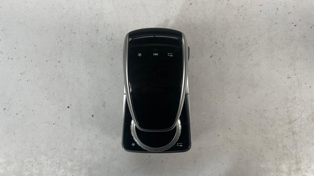 A1669004919   MERCEDES GLE W166 COMAND TOUCHPAD CONTROLLER
