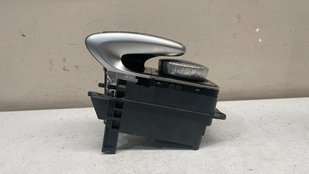 A1669004919   MERCEDES GLE W166 COMAND TOUCHPAD CONTROLLER