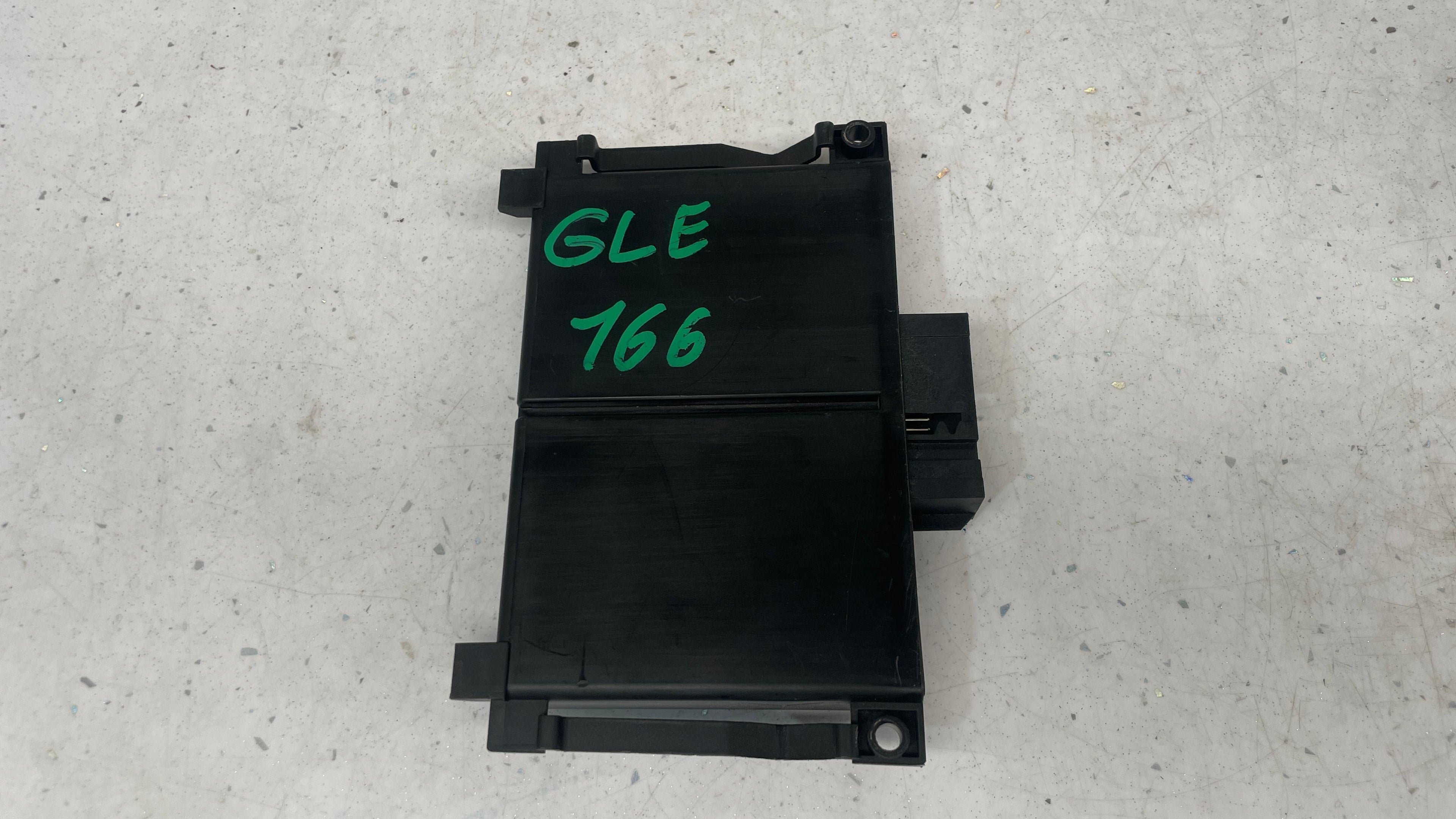 A0009005209 MERCEDES RADAR SENSOR CONTROL UNIT