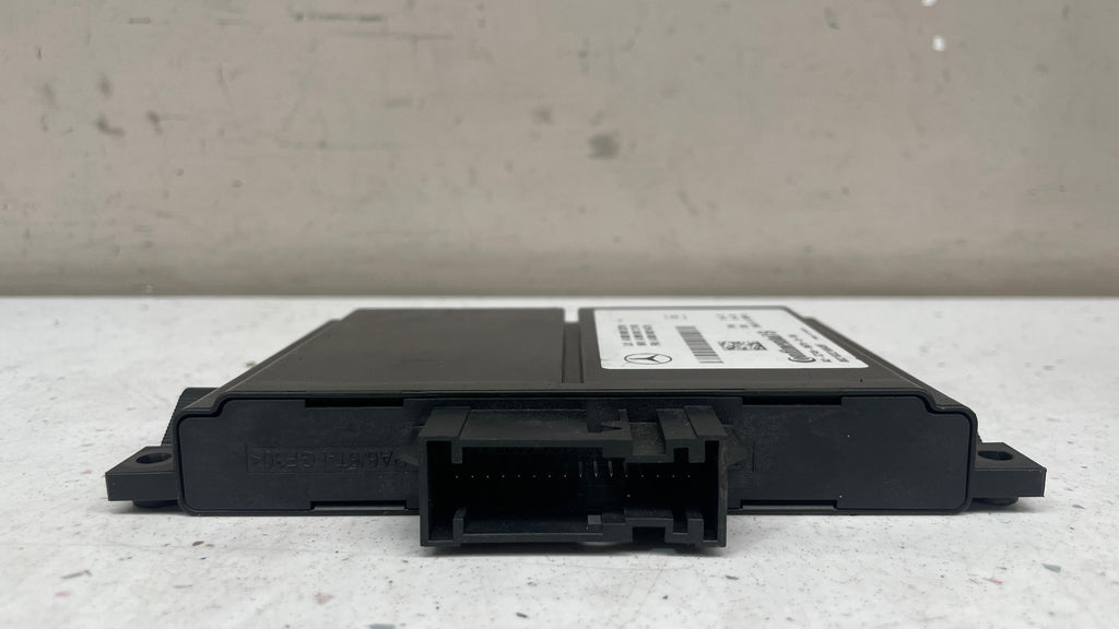 A0009005209 MERCEDES RADAR SENSOR CONTROL UNIT