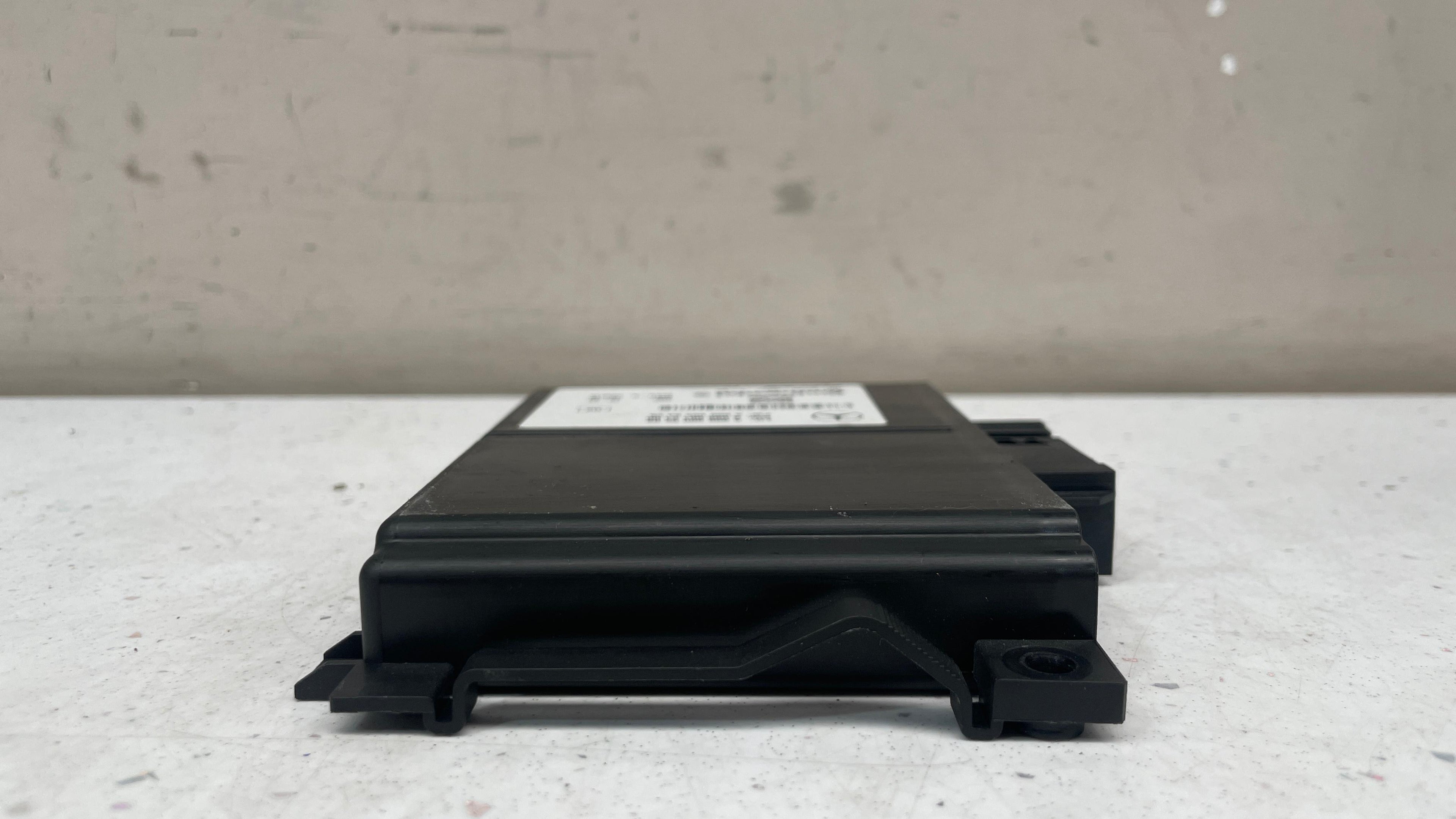A0009005209 MERCEDES RADAR SENSOR CONTROL UNIT