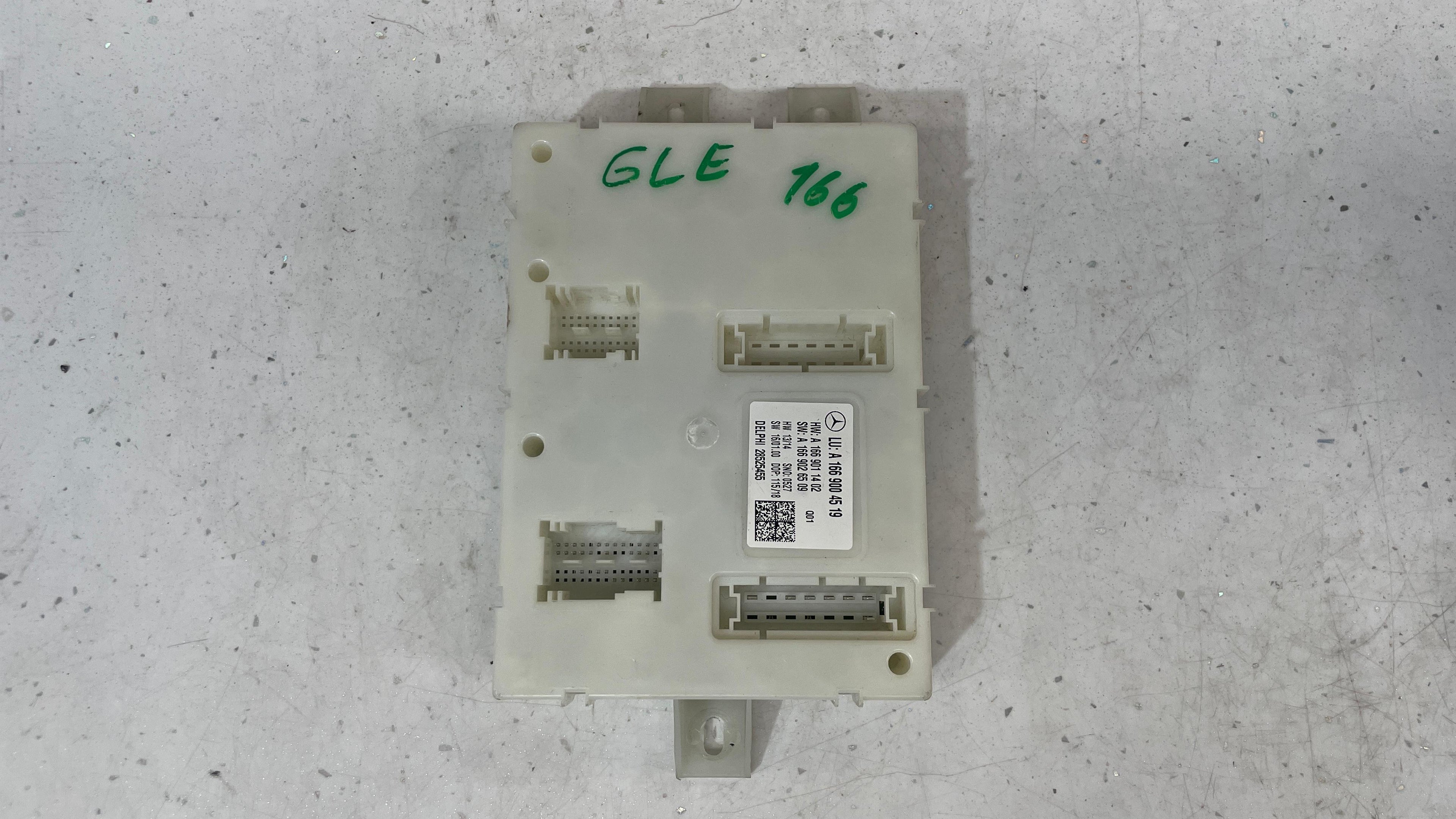 A1669004519 MERCEDES REAR SAM FUSE CONTROL