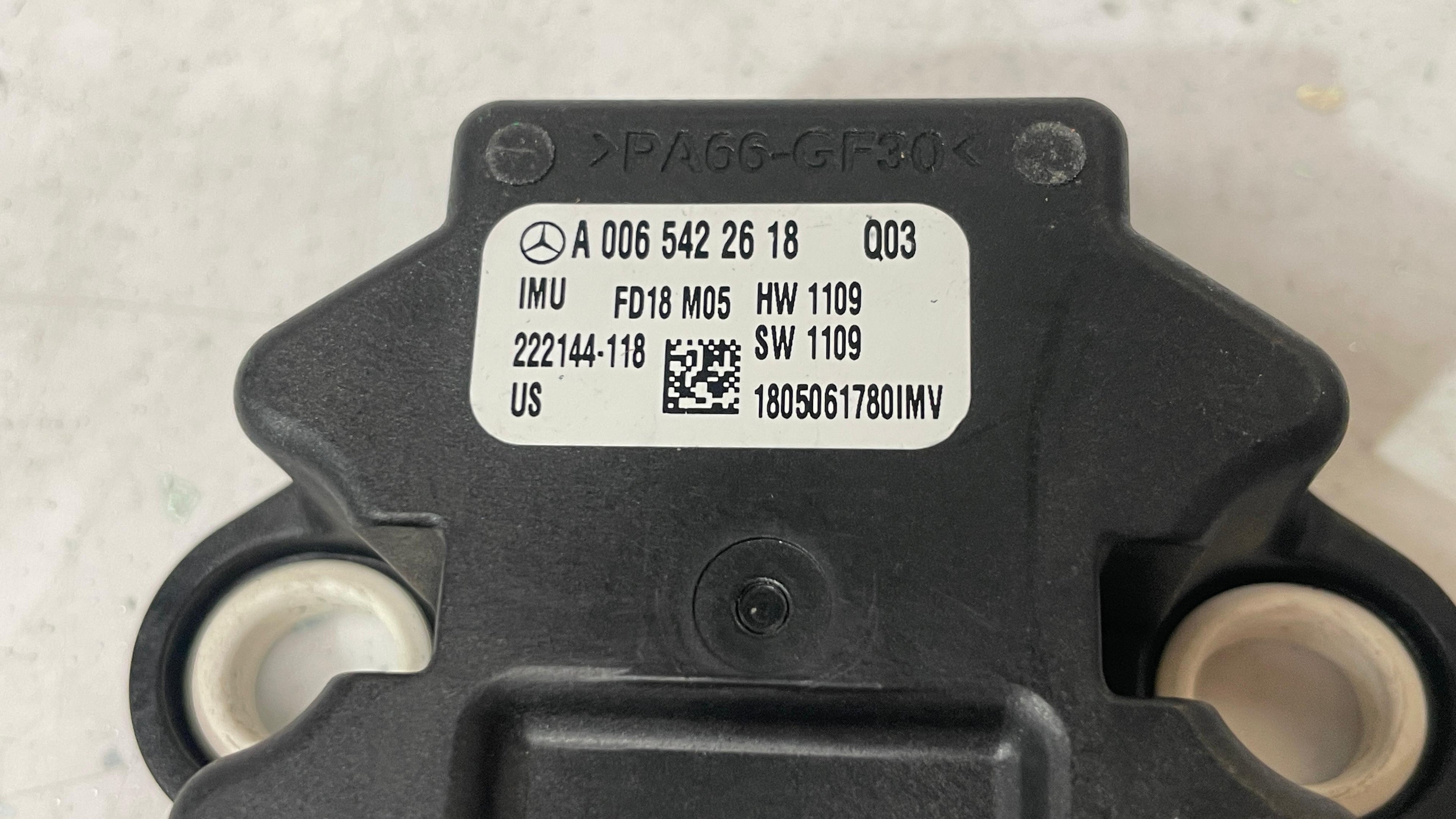 A0065422618 MERCEDES W166  ELECTRONIC  YAW RATE SENSOR