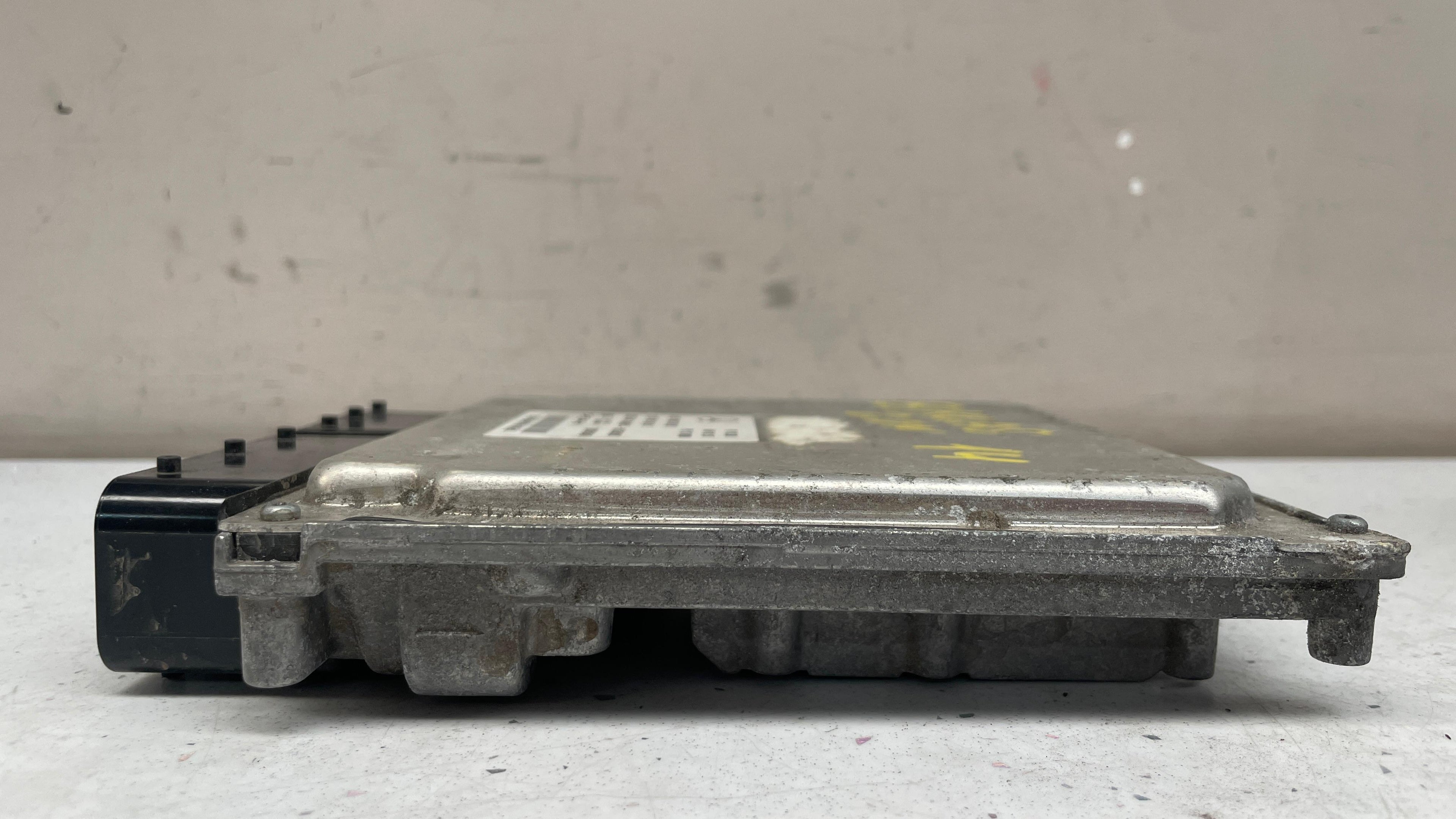 A6519007600 MERCEDES W246 ENGINE CONTROL UNIT ECU