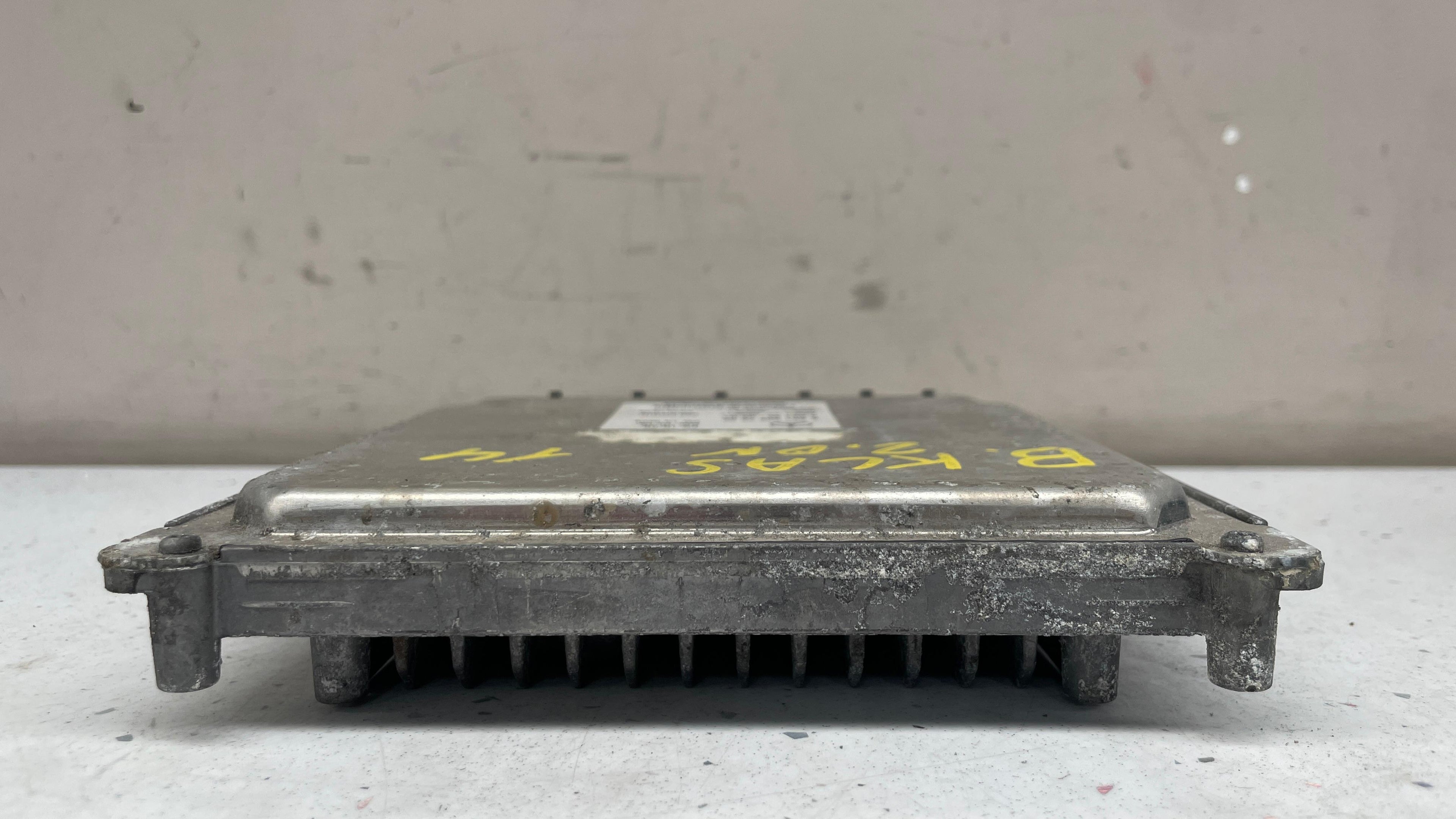 A6519007600 MERCEDES W246 ENGINE CONTROL UNIT ECU