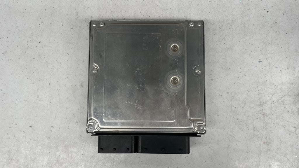 7796571  BMW X3  ENGINE CONTROL UNIT ECU