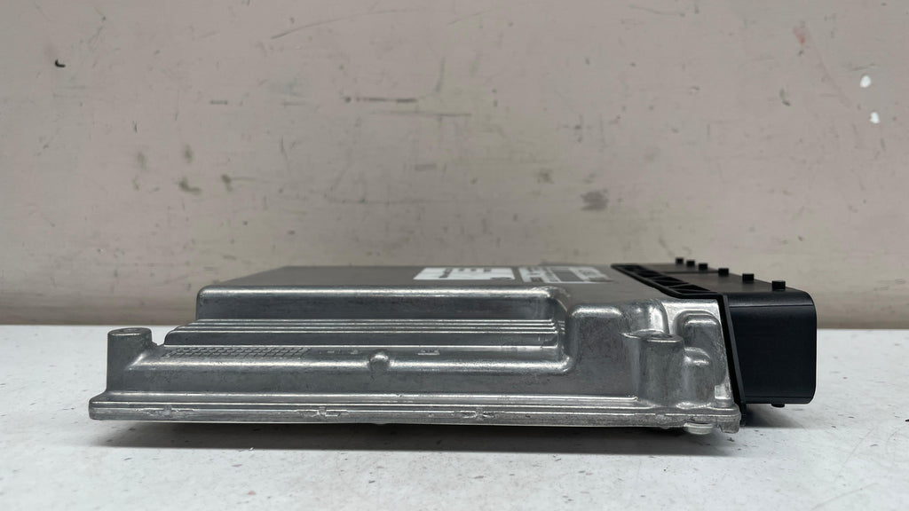 7796571  BMW X3  ENGINE CONTROL UNIT ECU